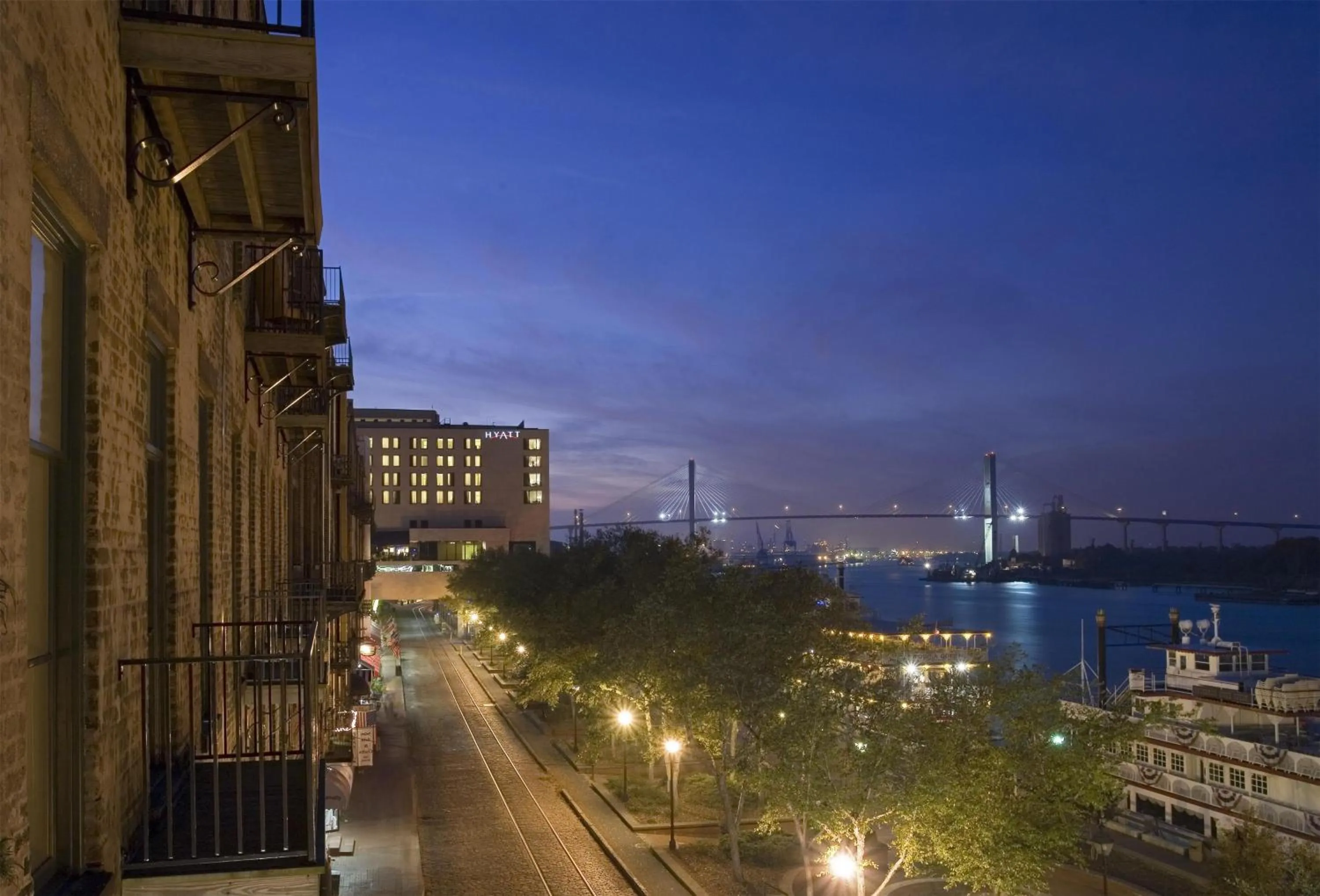 Property building in Hyatt Regency Savannah