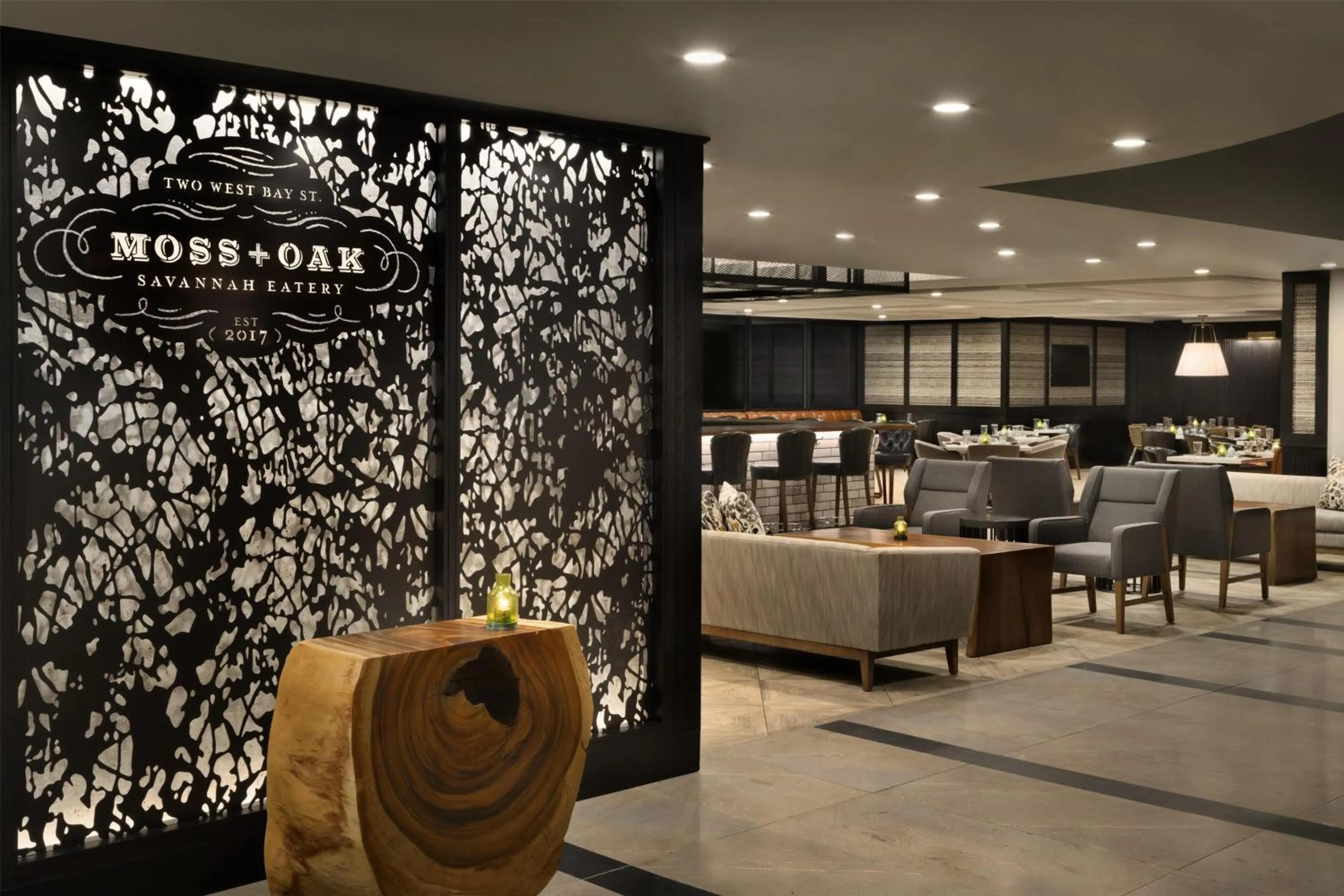 Restaurant/places to eat in Hyatt Regency Savannah