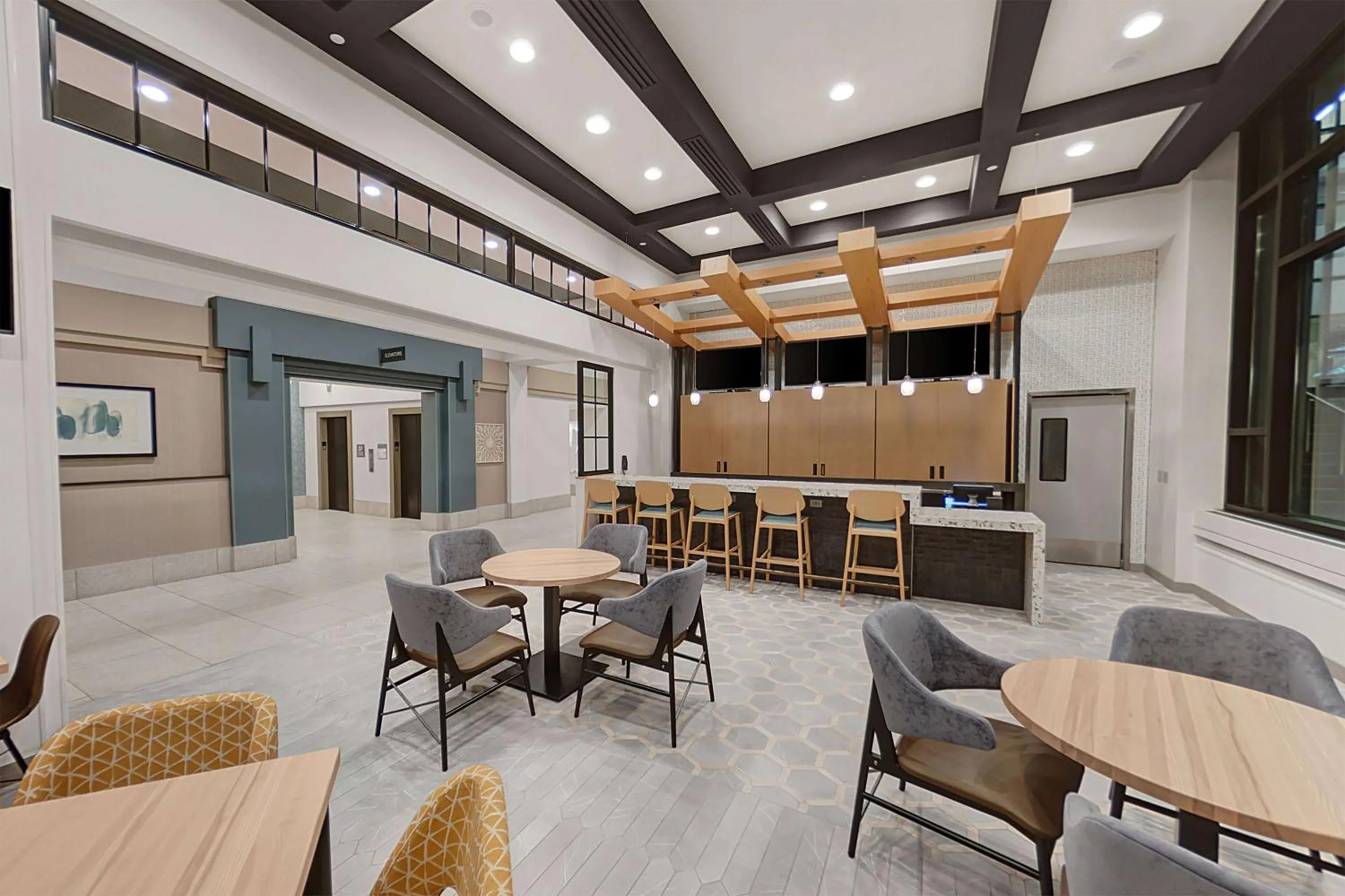 Breakfast in Hilton Garden Inn Toledo Downtown