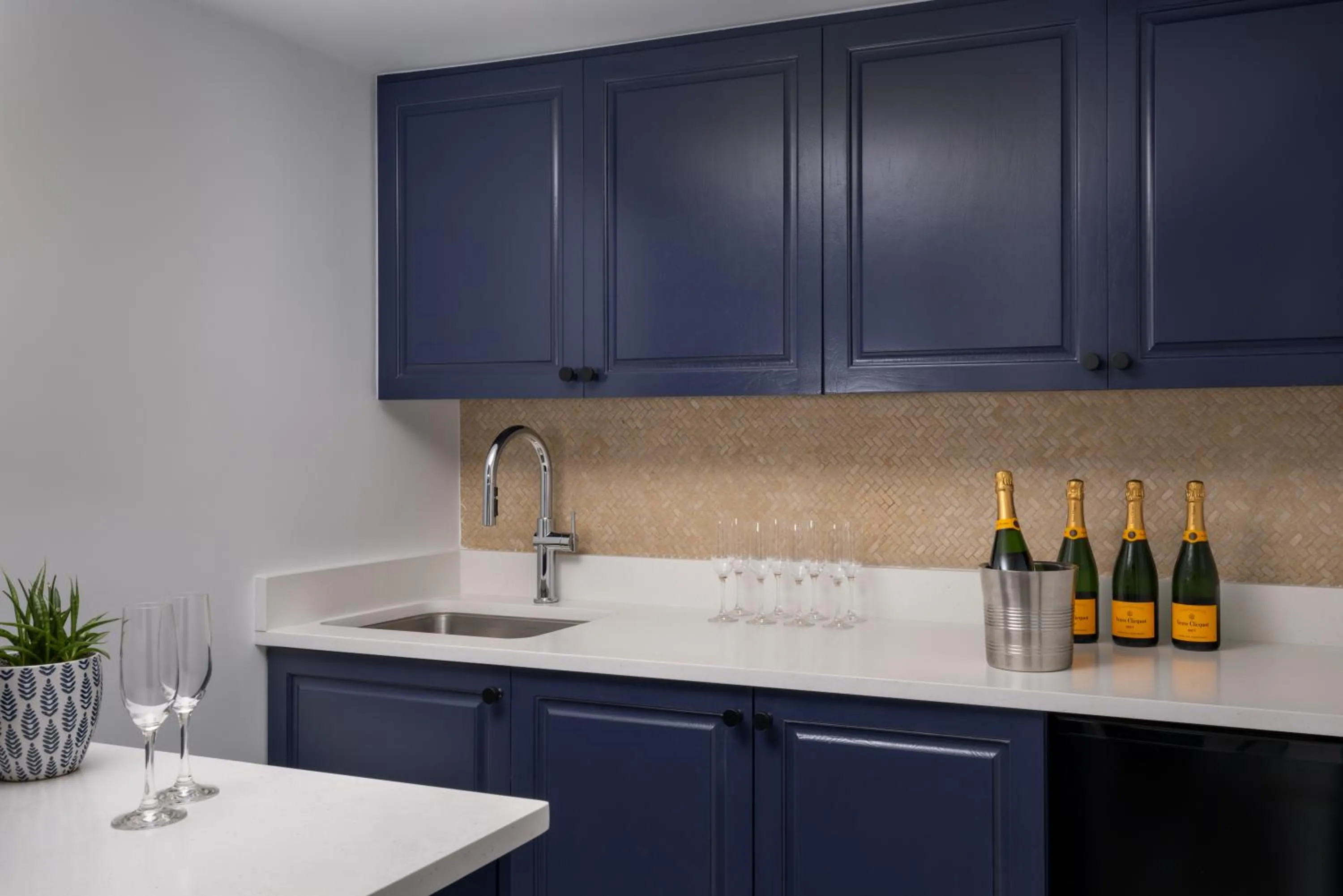 Kitchen or kitchenette in Marriott Jacksonville Downtown