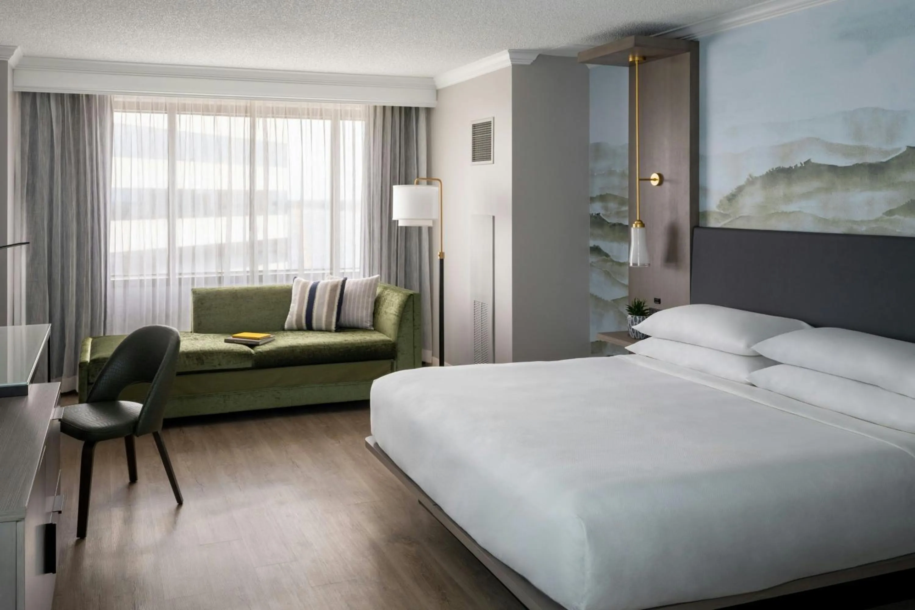 Photo of the whole room, Bed in Marriott Jacksonville Downtown