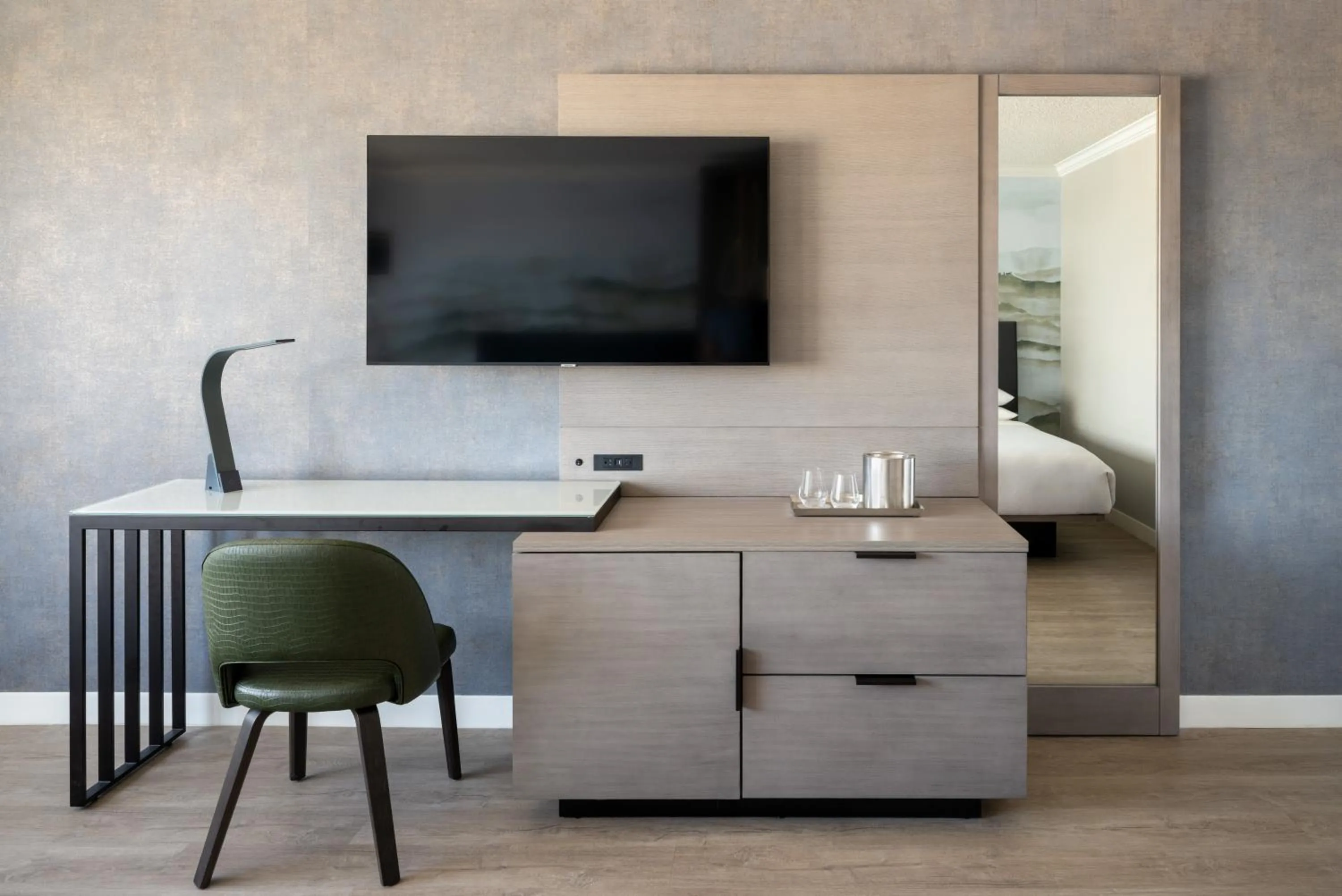 TV and multimedia in Marriott Jacksonville Downtown