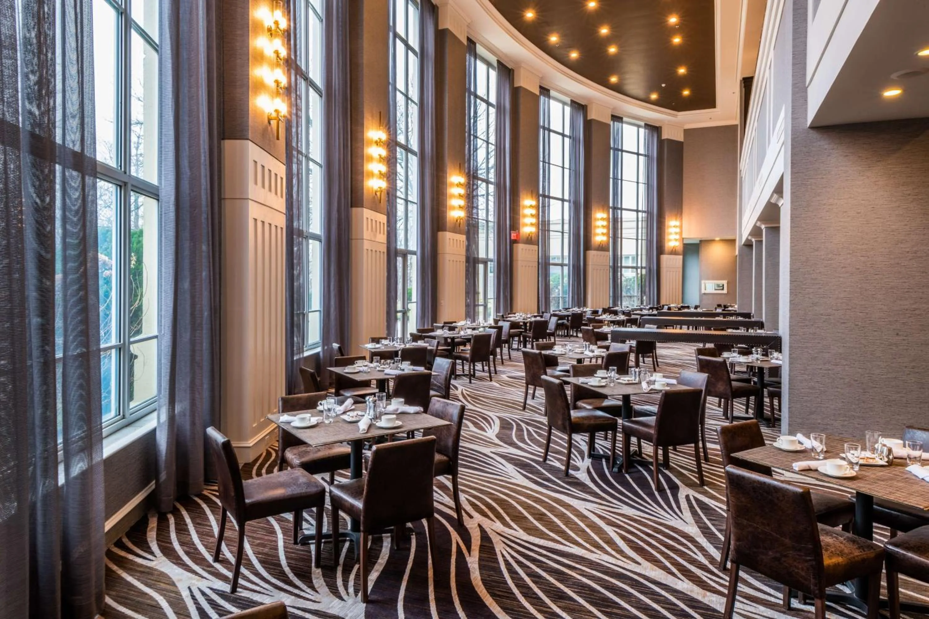 Restaurant/places to eat in Hyatt Regency Long Island