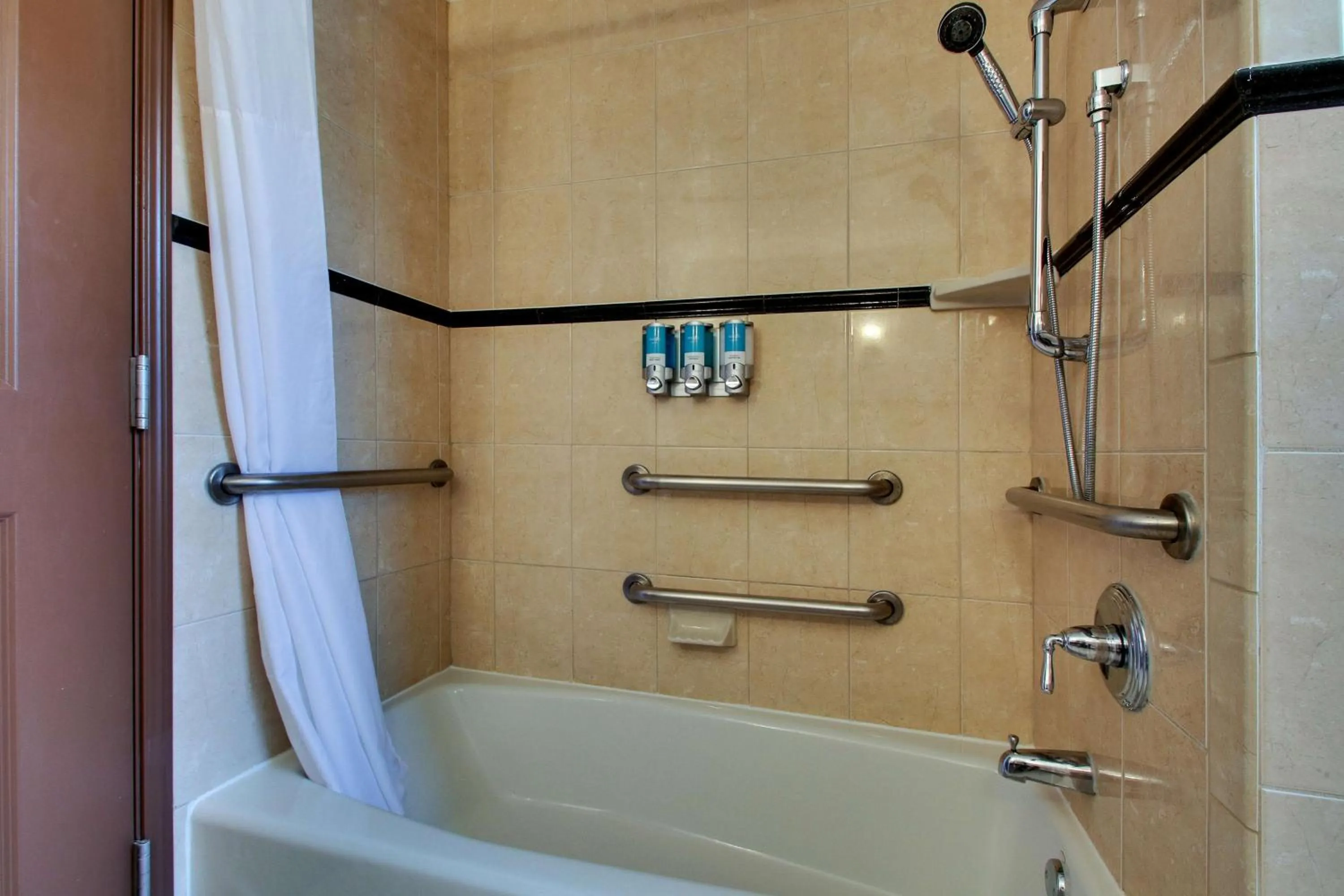 Bathroom in Drury Plaza Hotel San Antonio Riverwalk