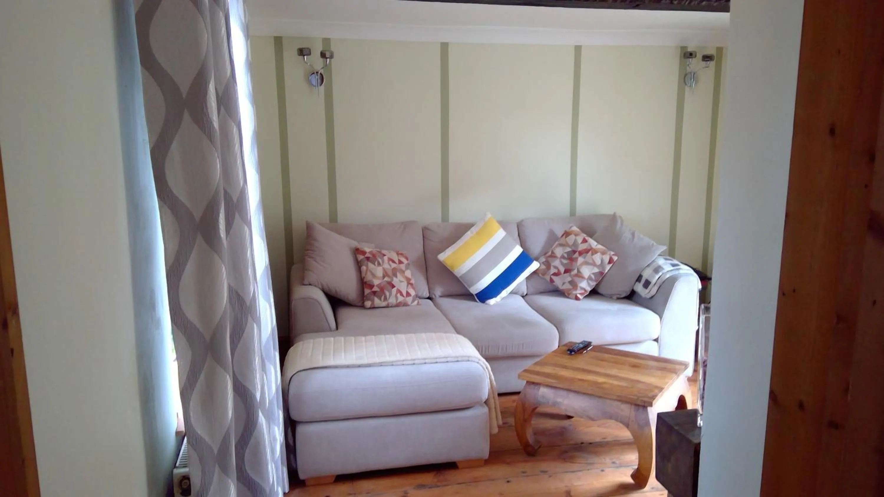 Living room in Mallard Cottage Guest House