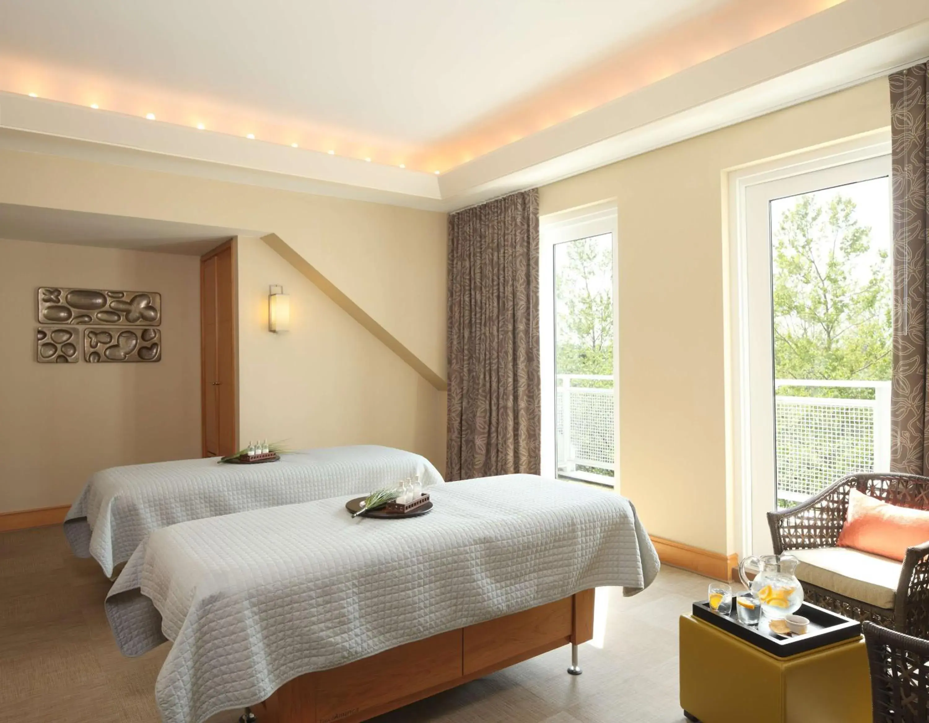 Spa and wellness centre/facilities, Bed in Hyatt Regency Chesapeake Bay Golf Resort, Spa & Marina Spa and wellness centre/facilities, Bed in Hyatt Regency Chesapeake Bay Golf Resort, Spa & Marina