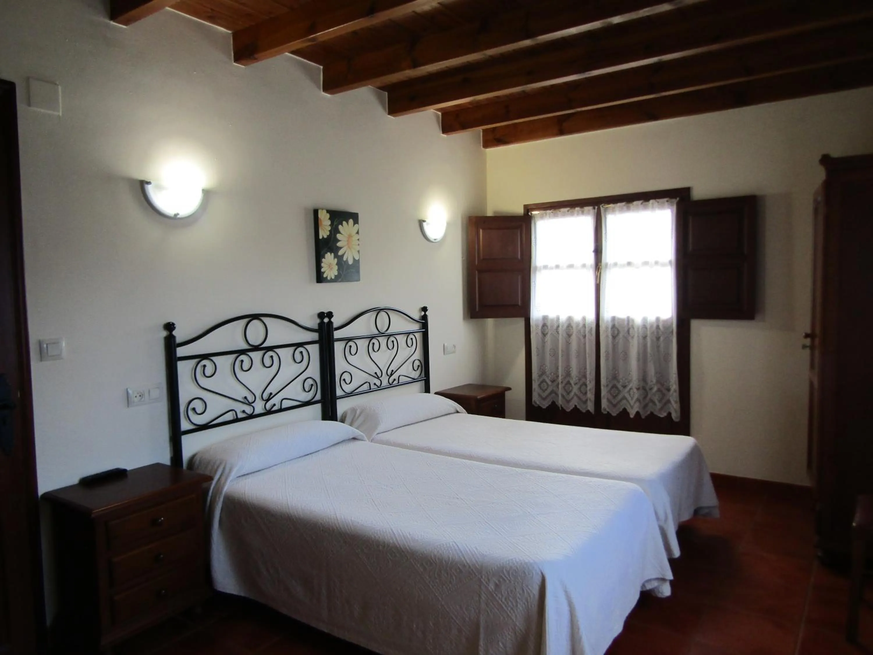 Bed in Hotel Rural La Casona del Fraile