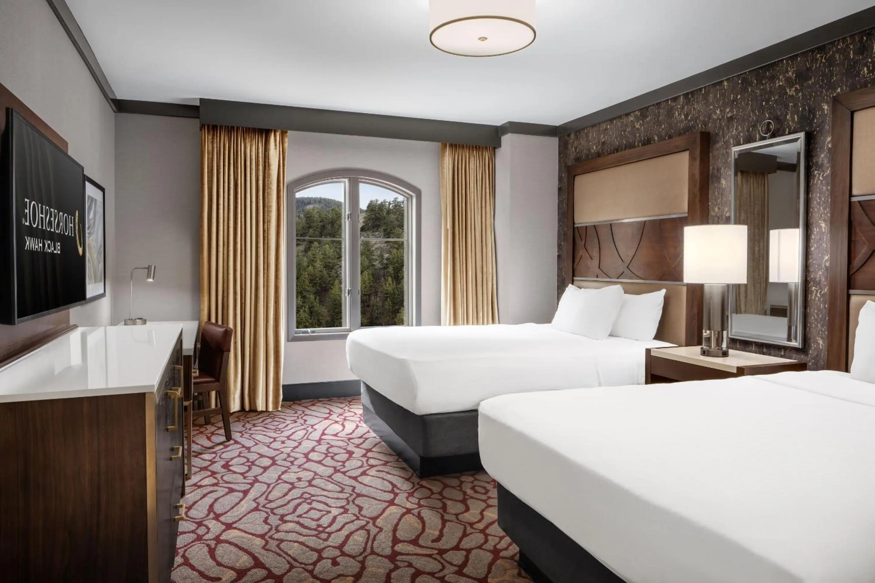 Bed in Horseshoe Black Hawk, A Caesars Destination