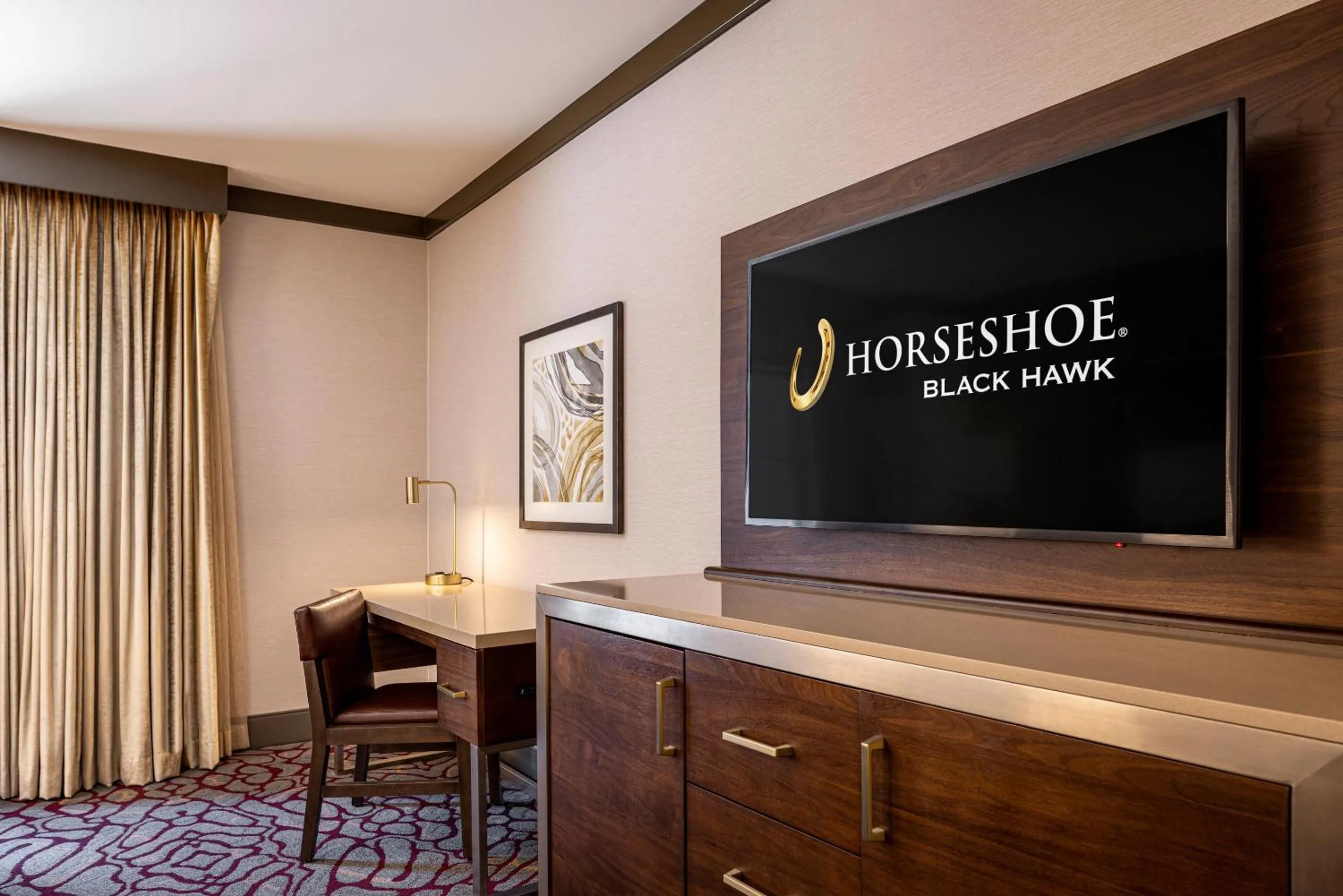 TV and multimedia in Horseshoe Black Hawk, A Caesars Destination