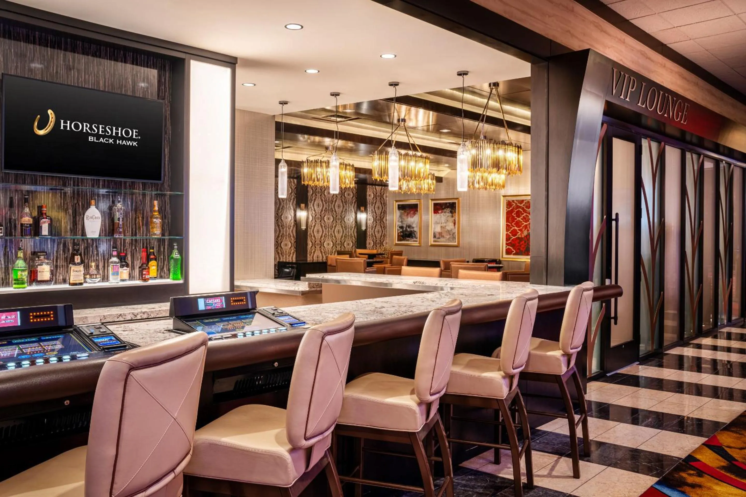 Lounge or bar in Horseshoe Black Hawk, A Caesars Destination