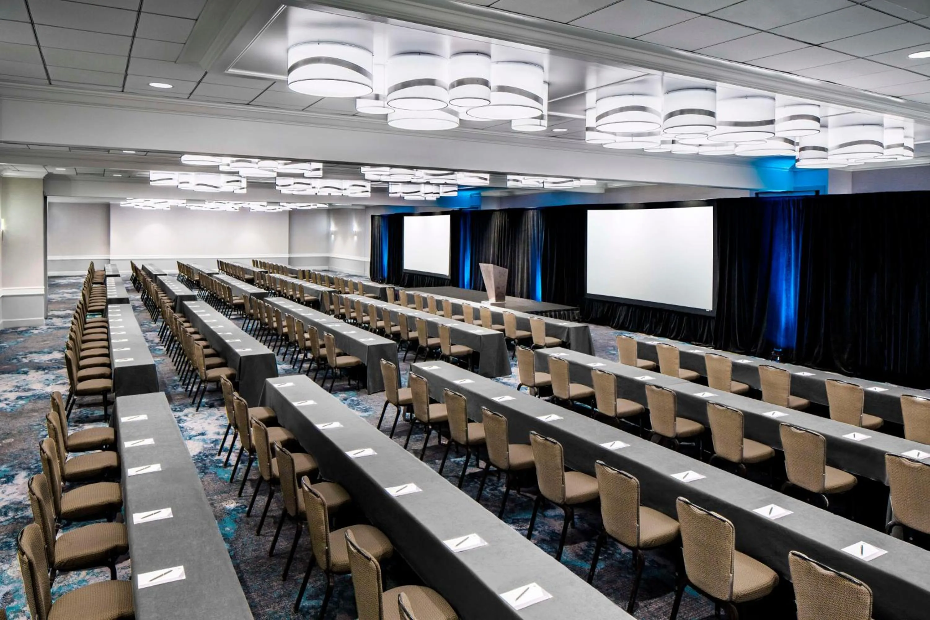 Lobby or reception in Hyatt Regency Newport Beach