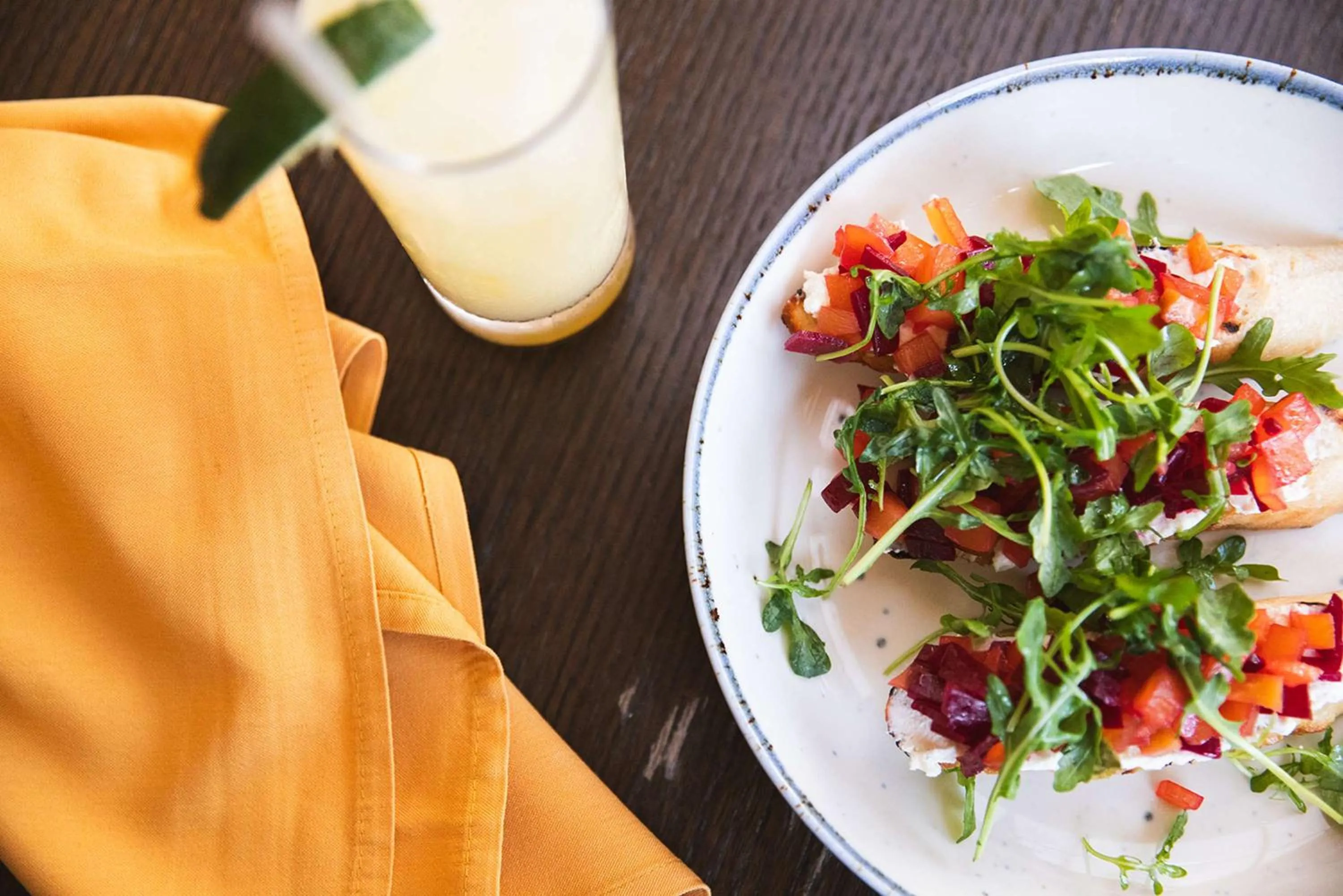 Restaurant/places to eat in Hyatt Regency Newport Beach