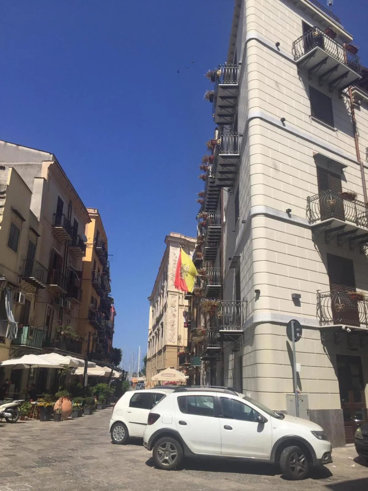 Property building in La Serenissima Hotel