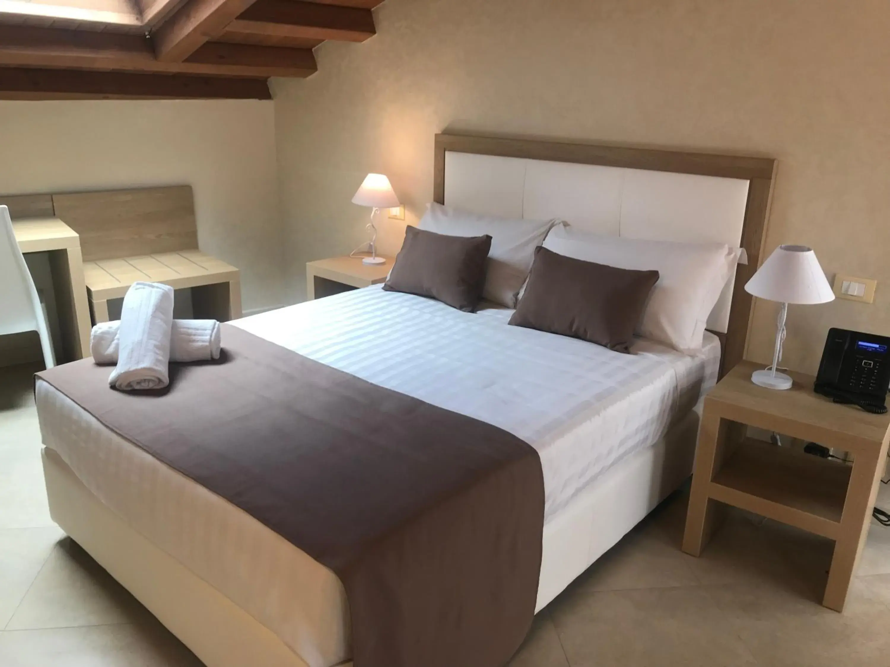 Attic Double Room in La Serenissima Hotel Attic Double Room in La Serenissima Hotel