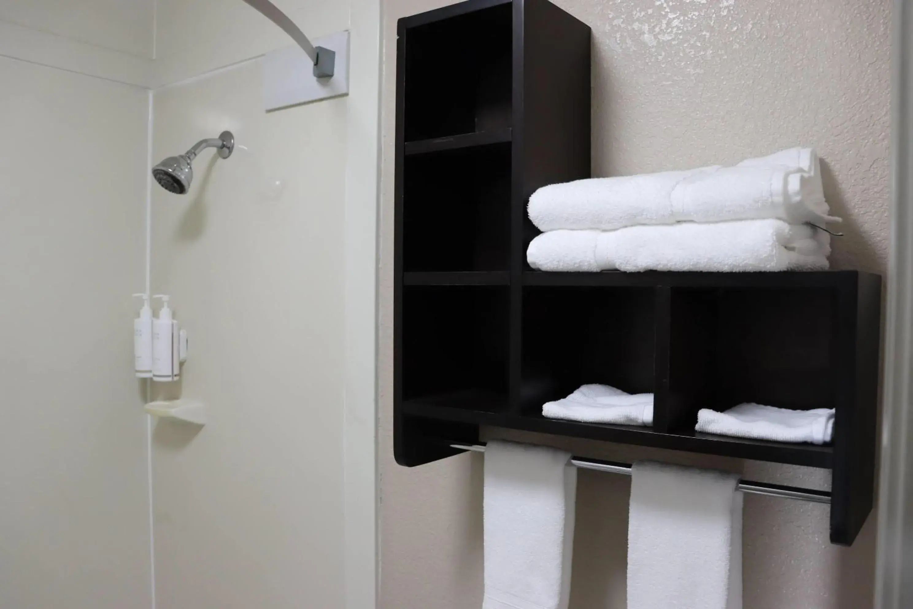 Photo of the whole room in Super 8 by Wyndham Cabot Photo of the whole room in Super 8 by Wyndham Cabot