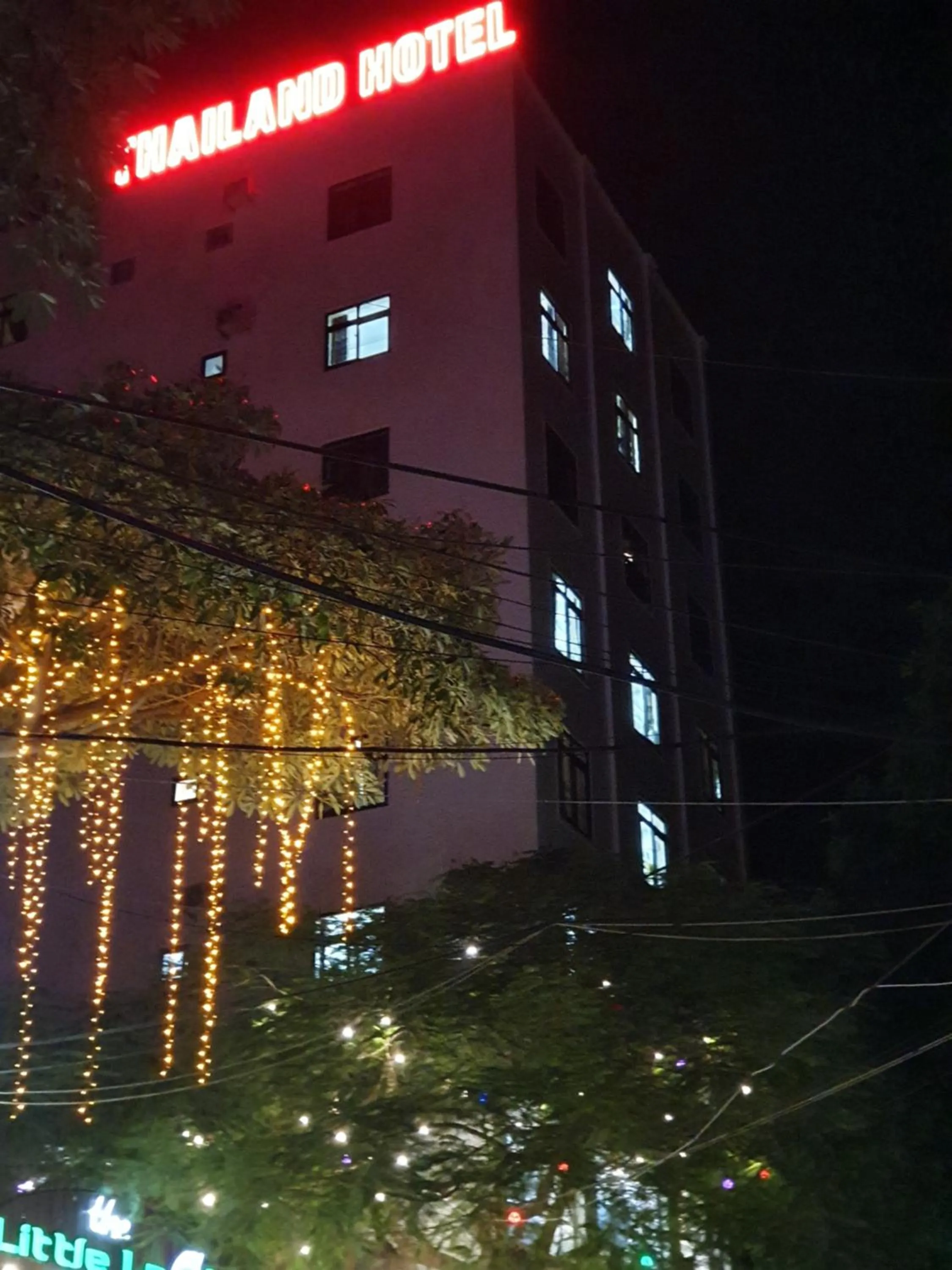 Cat Ba Thailand Hotel