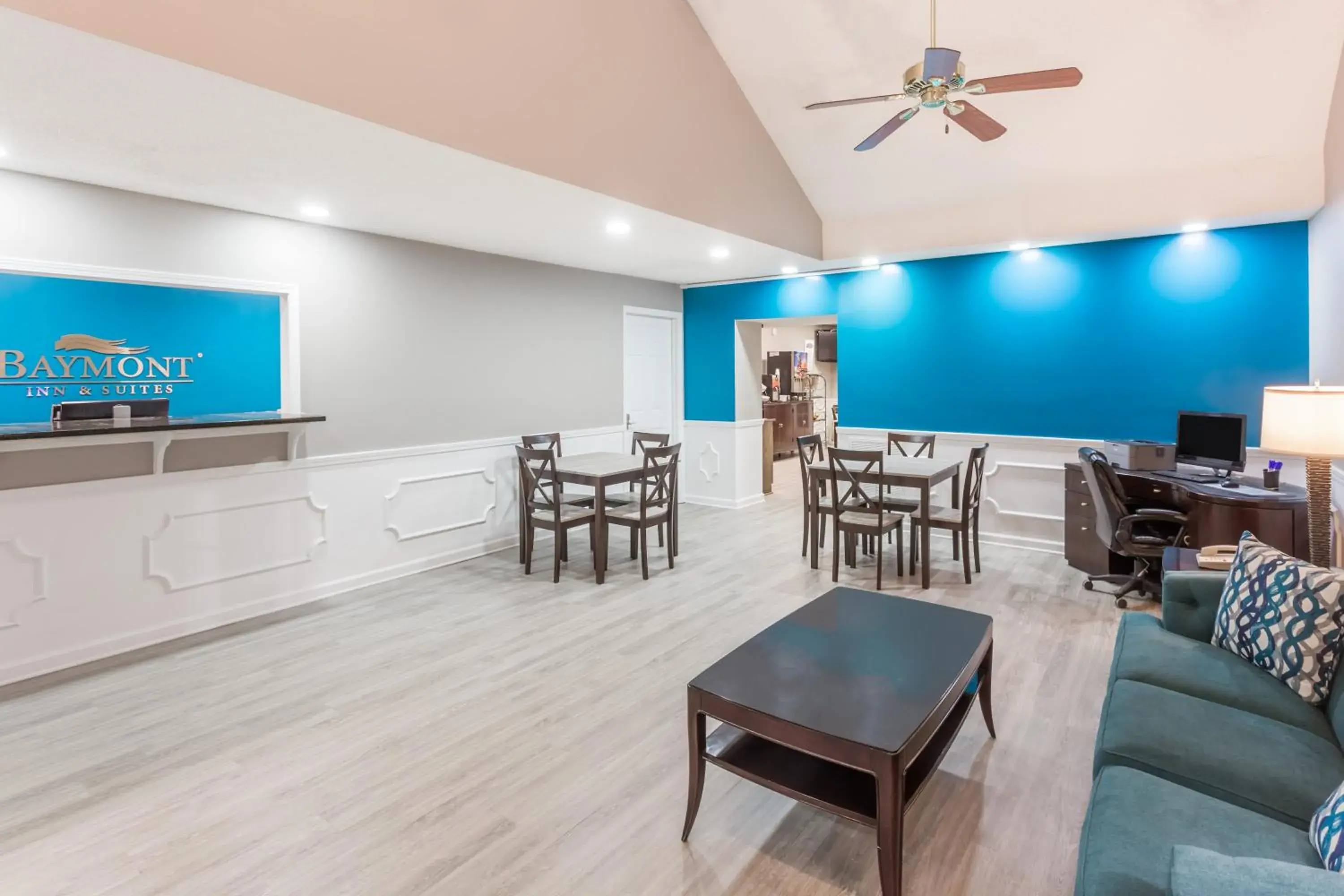 Lobby or reception in Baymont by Wyndham Duncan/Spartanburg Lobby or reception in Baymont by Wyndham Duncan/Spartanburg