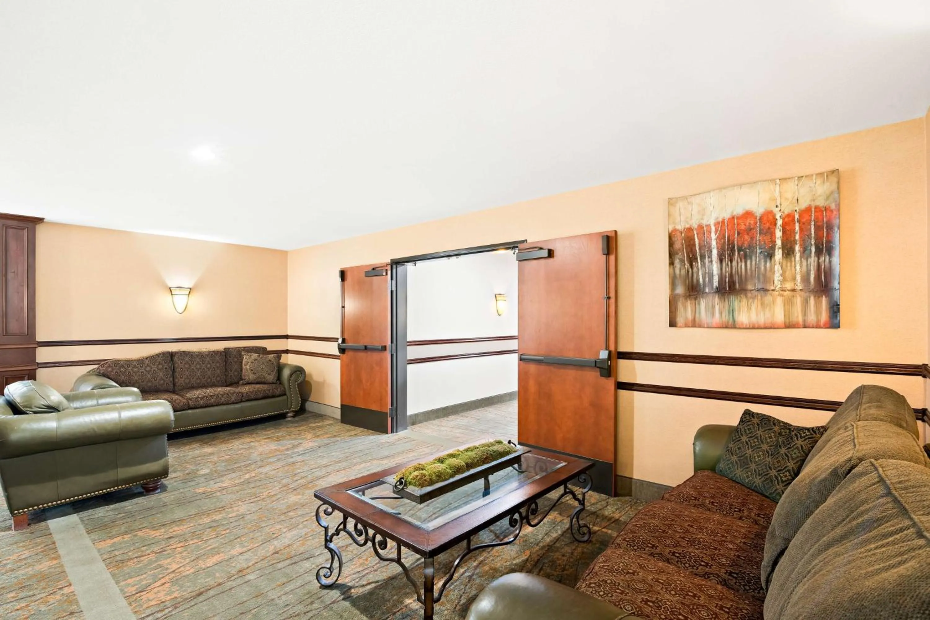 Lobby or reception in Best Western Newberry Station