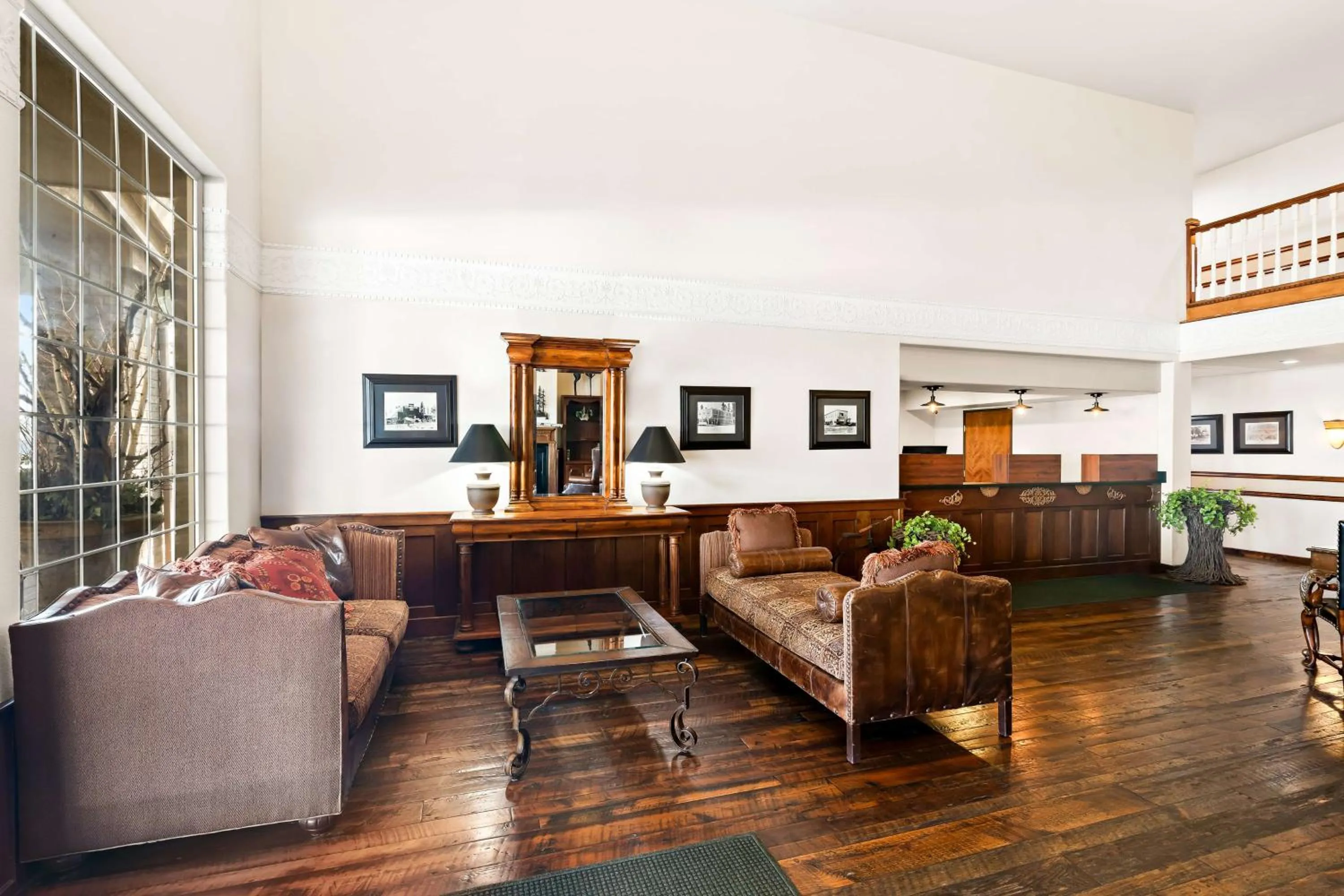 Lobby or reception in Best Western Newberry Station