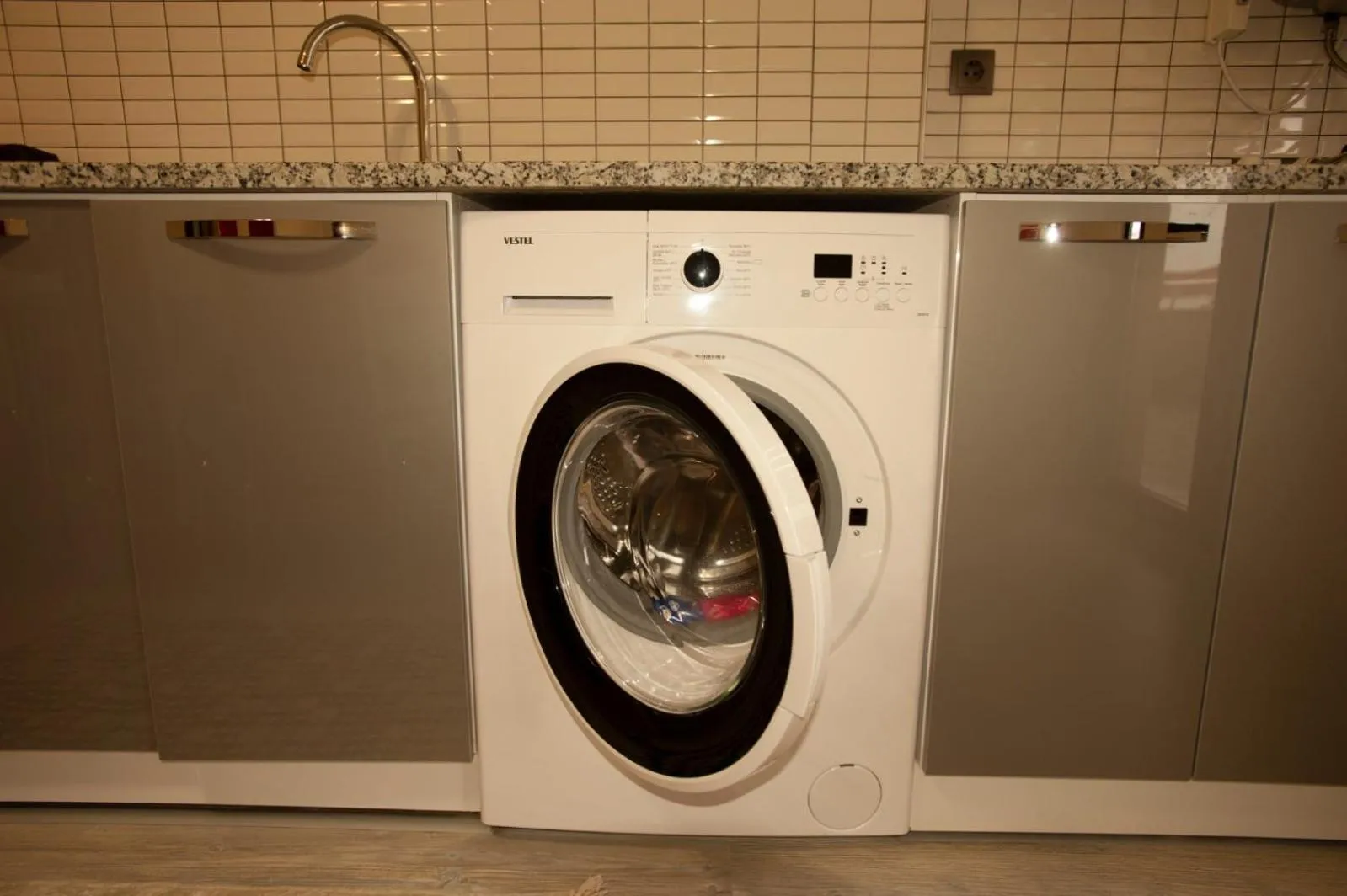 washing machine in ADEN KAR suite