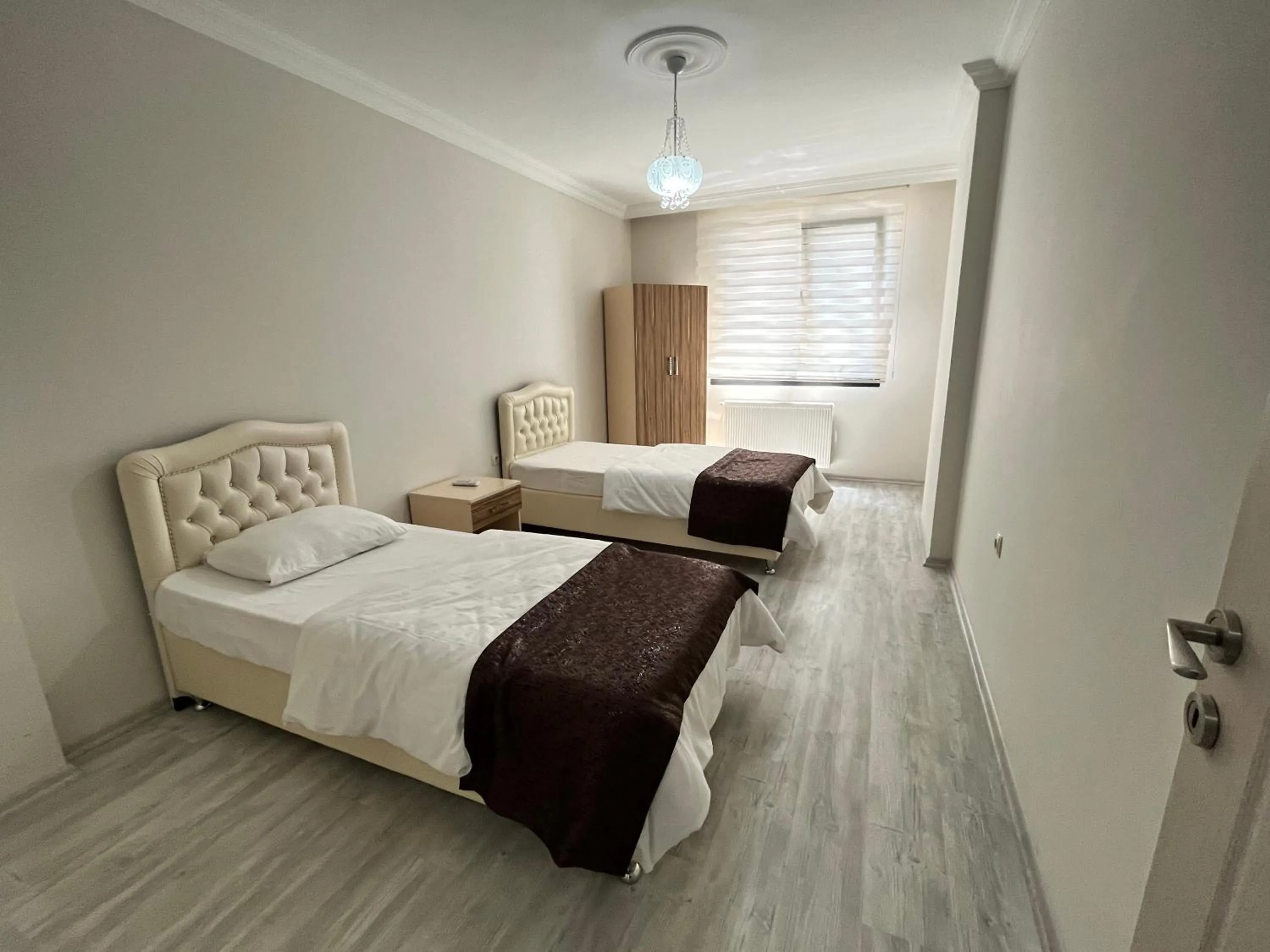 Bedroom, Bed in ADEN KAR suite