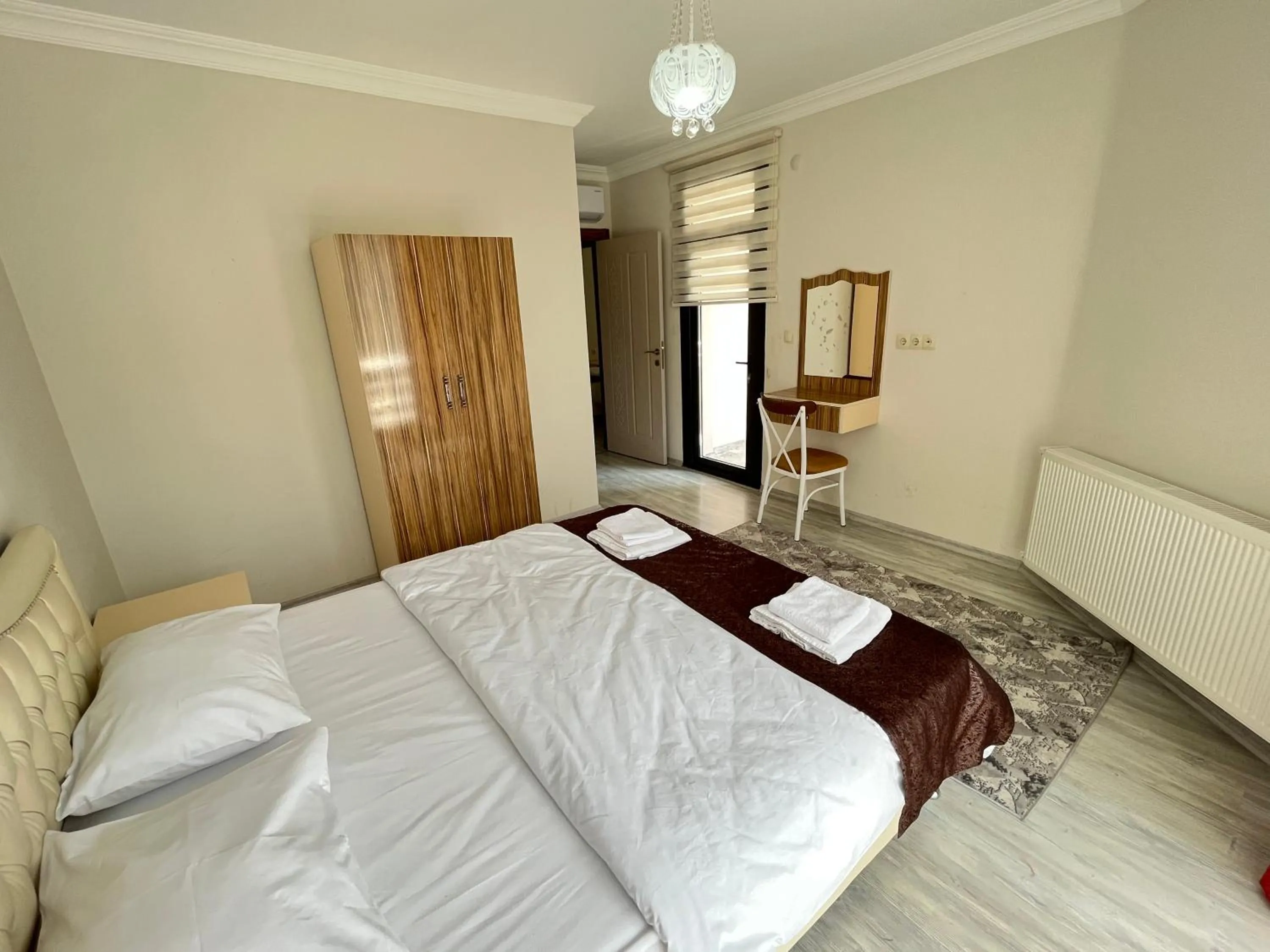 Bedroom, Bed in ADEN KAR suite