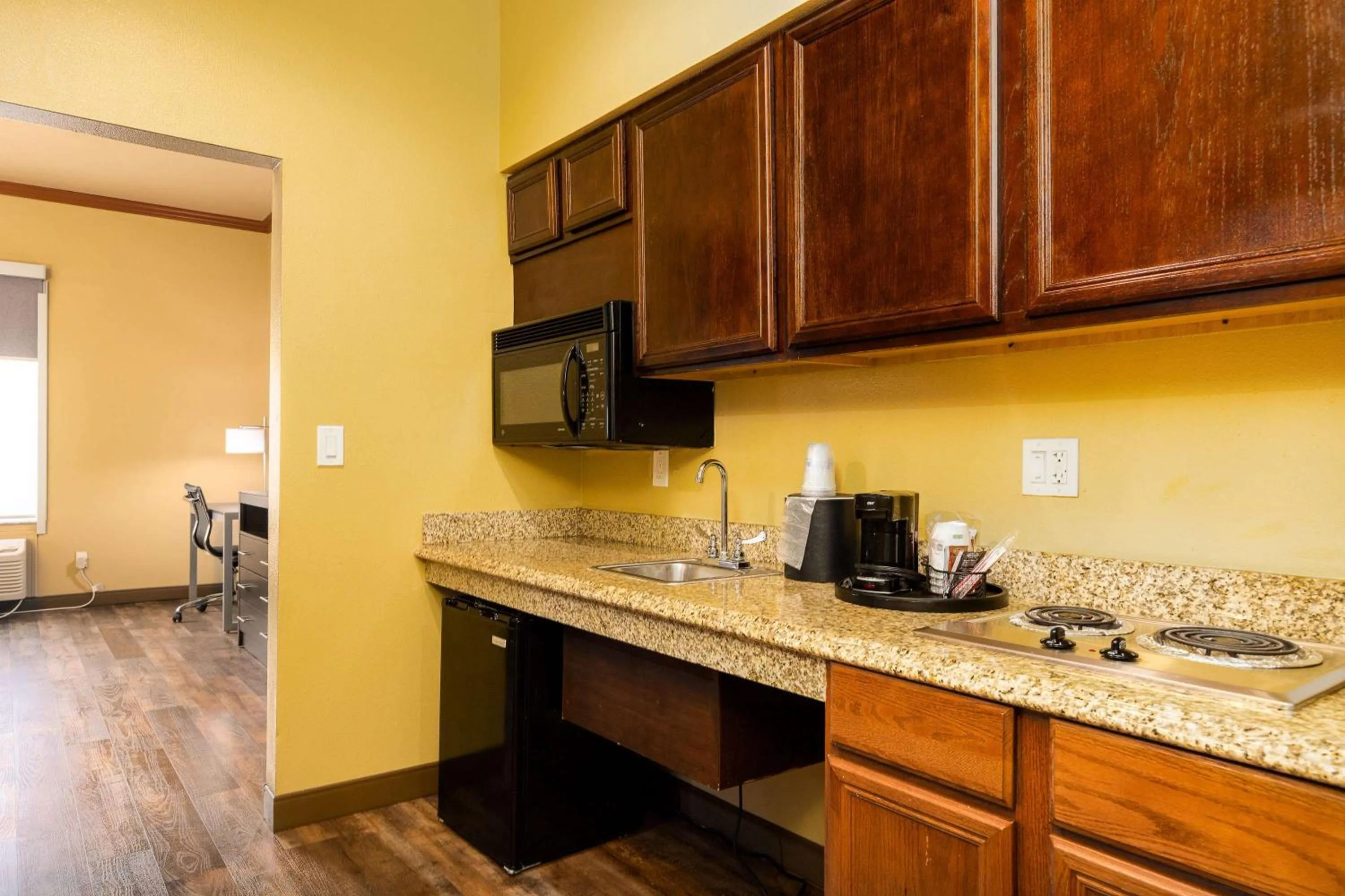 Photo of the whole room in Best Western Plus Portland