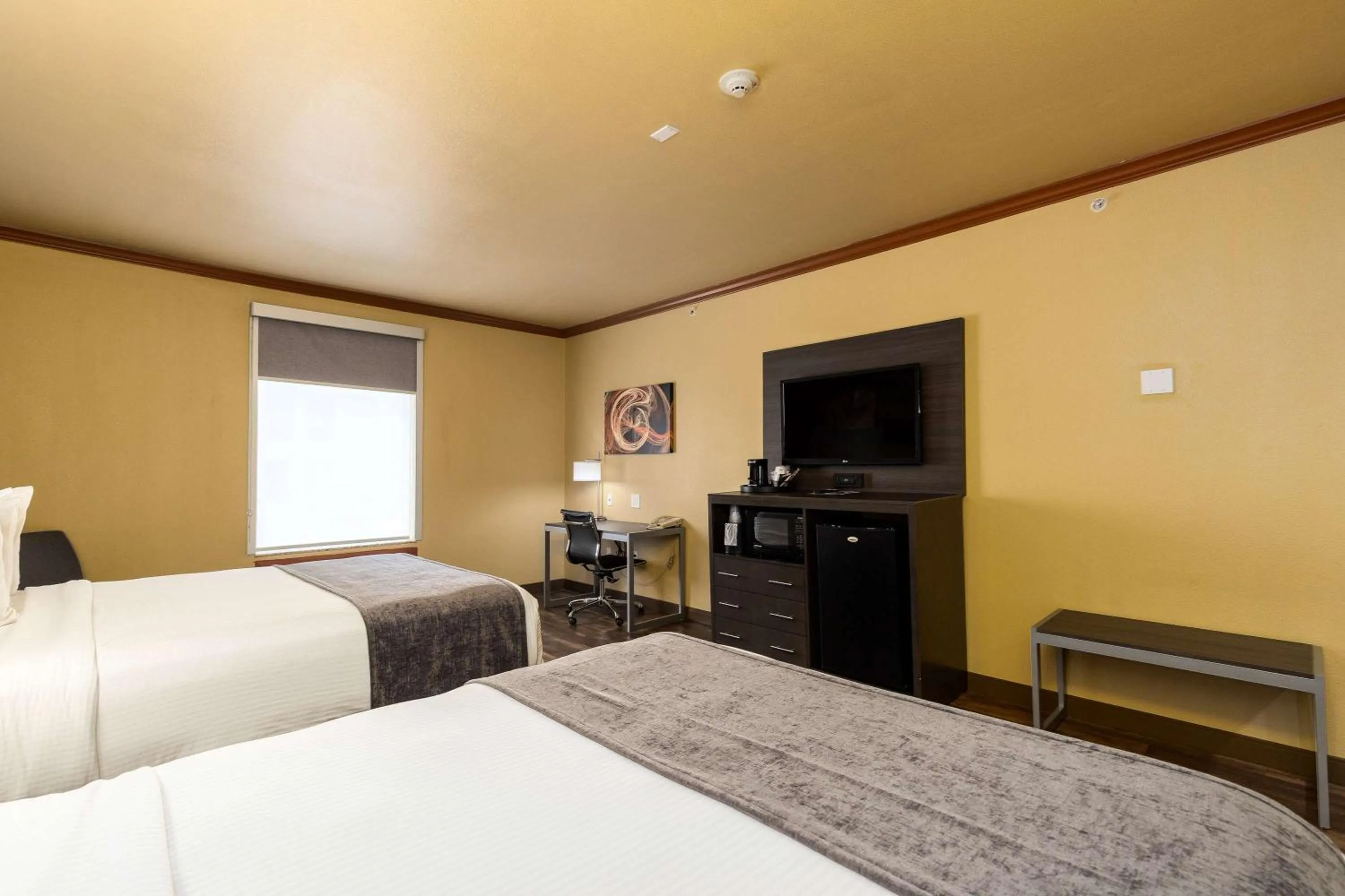 Bedroom in Best Western Plus Portland