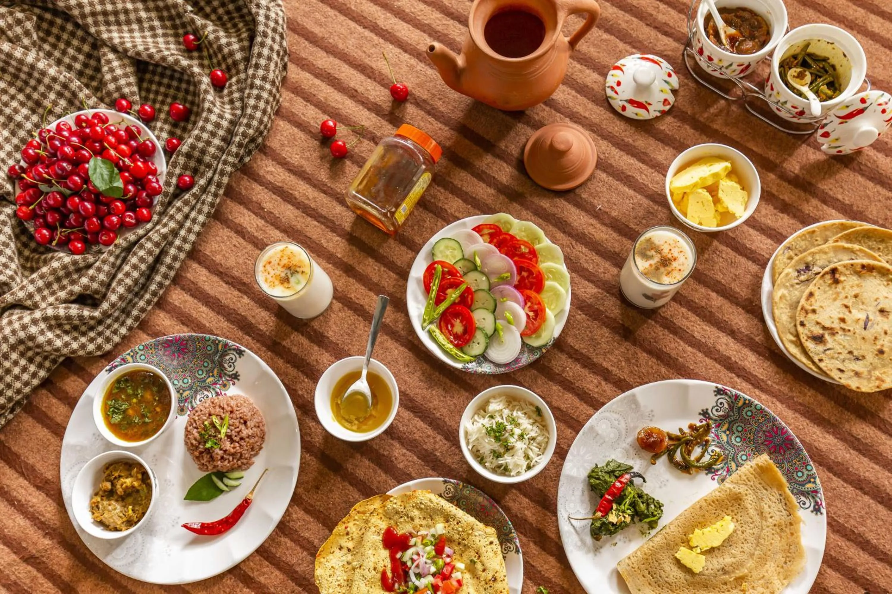 Breakfast in Zostel Homes Kotkhai (Shimla)