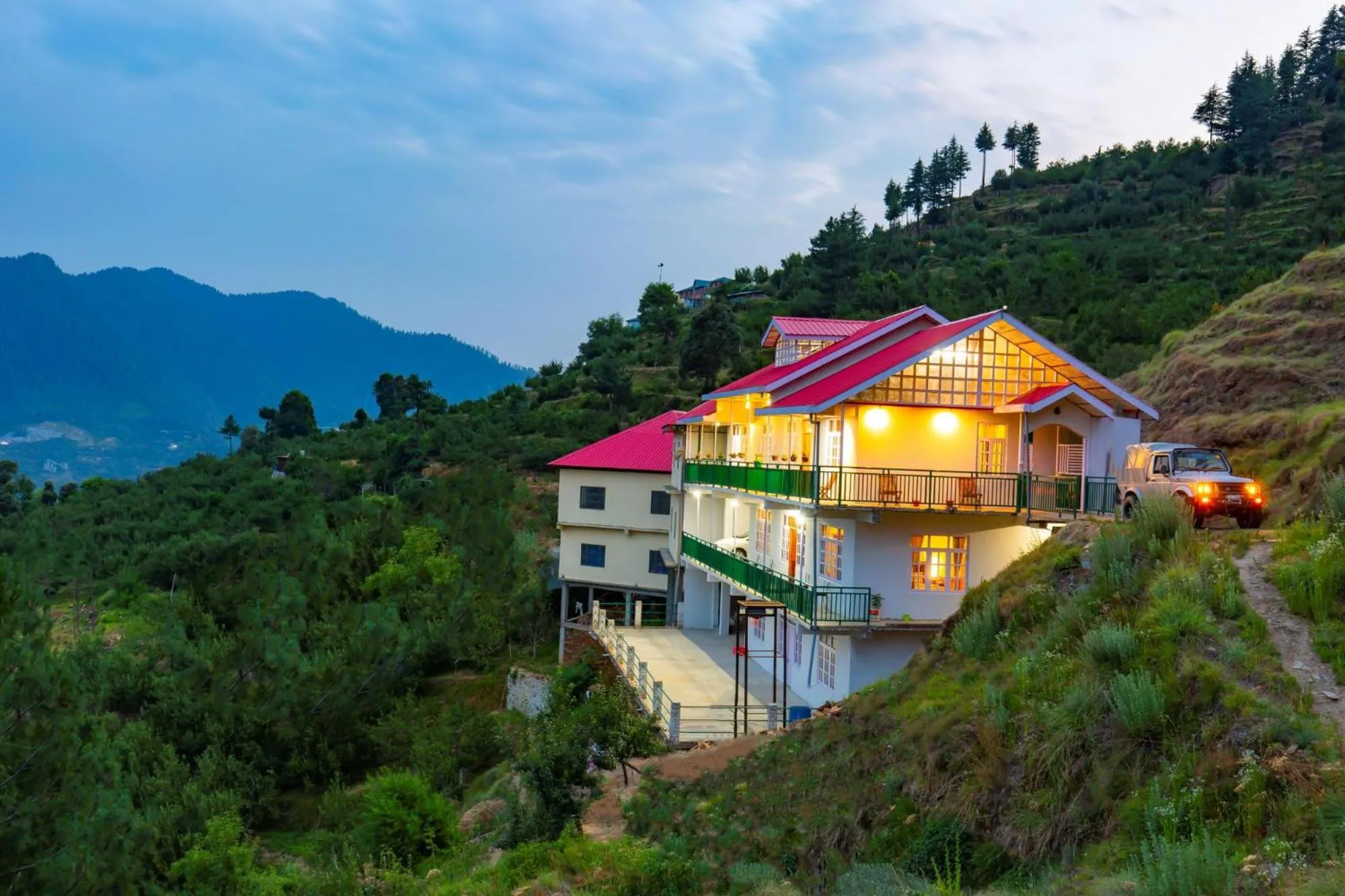 Zostel Homes Kotkhai (Shimla)