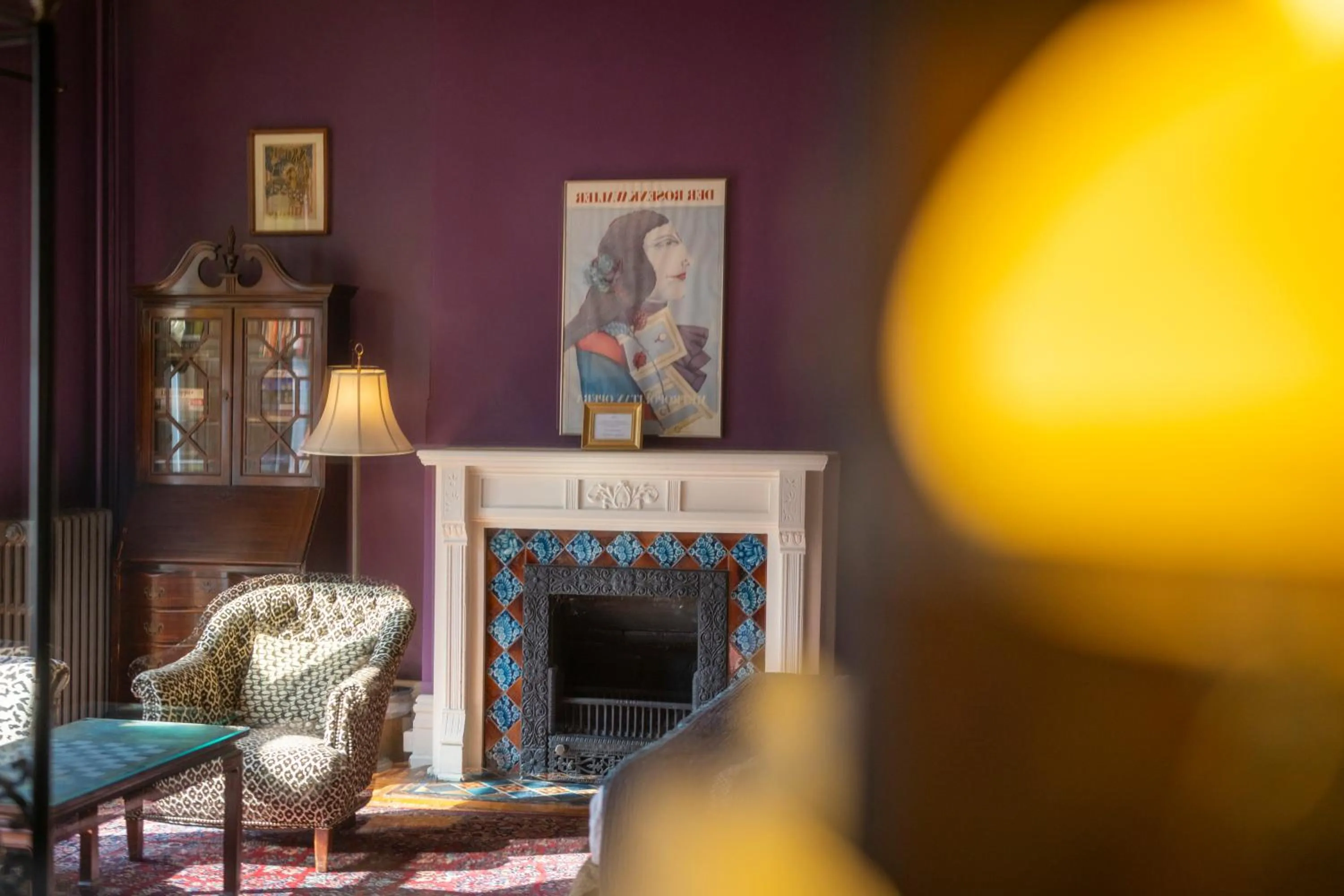 Decorative detail in Hotel Tabard Inn