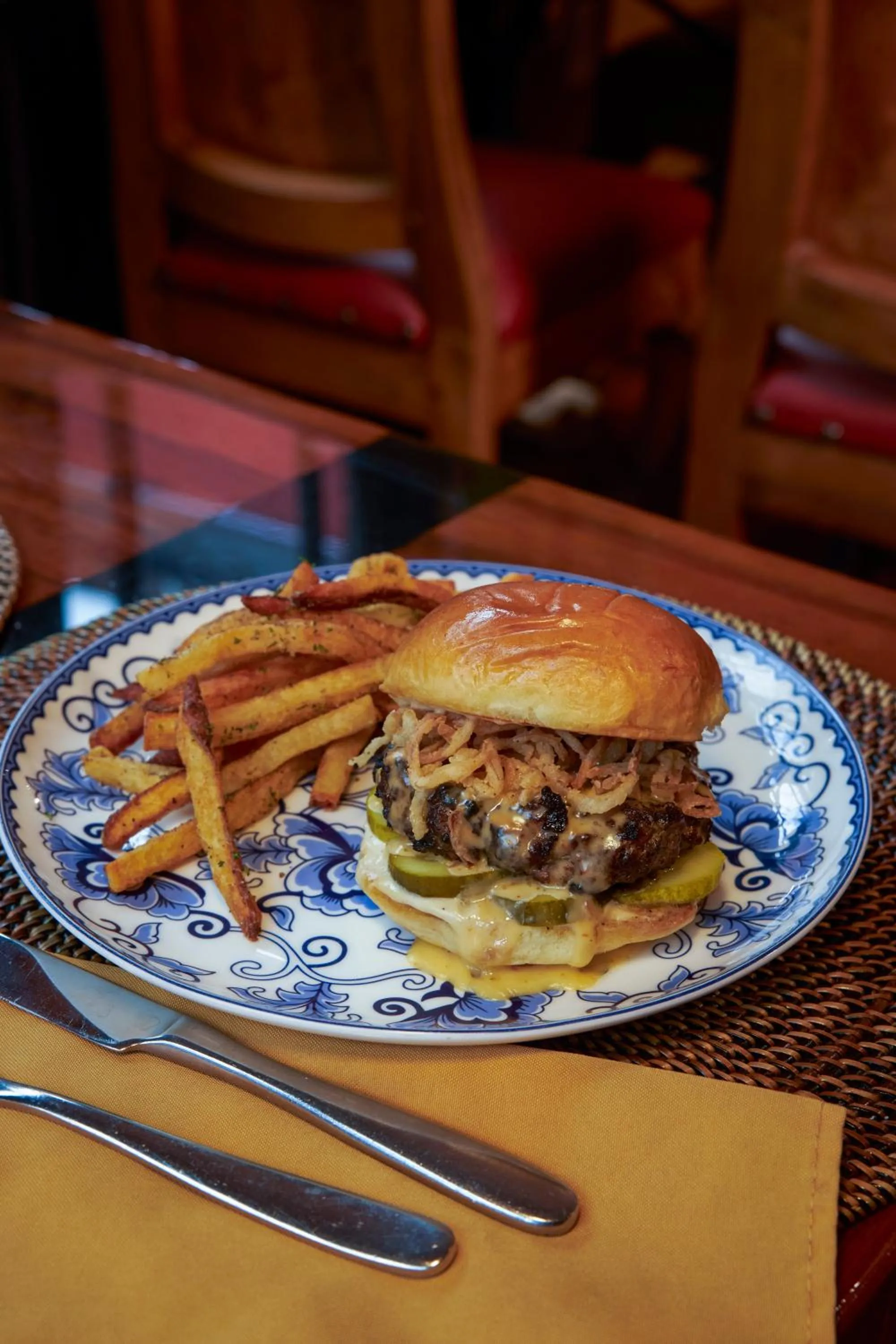 Restaurant/places to eat in Hotel Tabard Inn