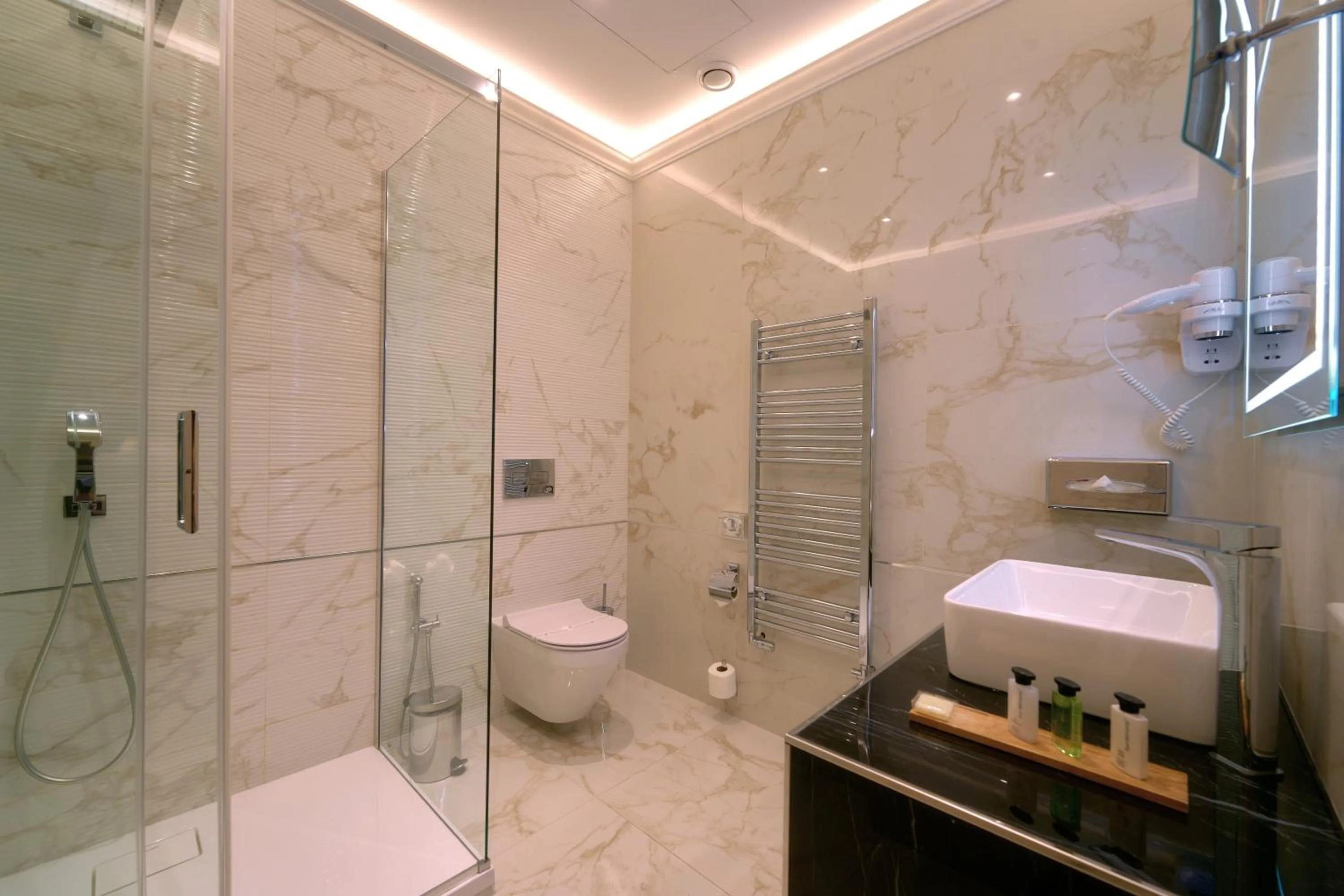 Bathroom in Golden Key Boutique Hotel