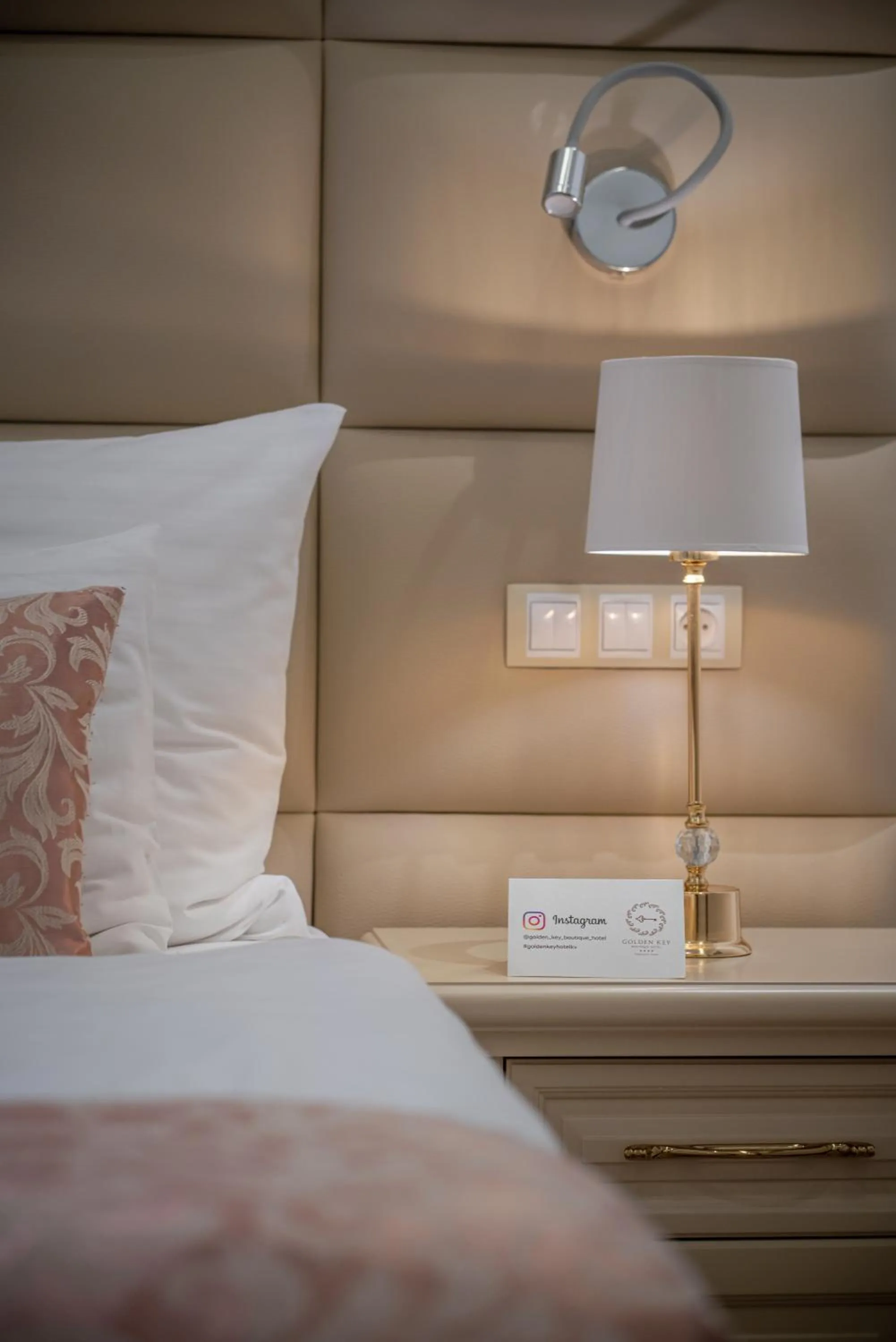 Bed in Golden Key Boutique Hotel