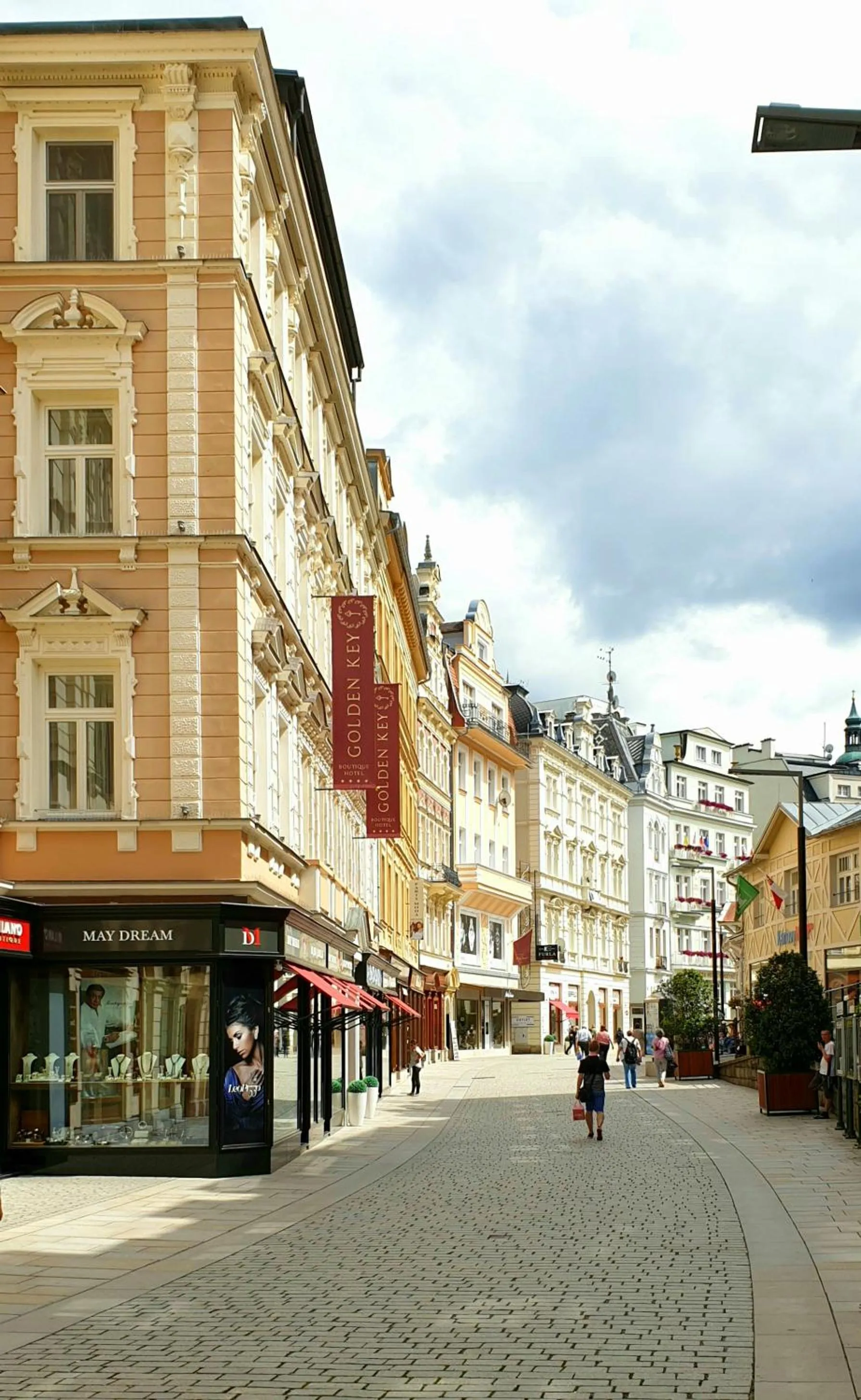 Property building in Golden Key Boutique Hotel