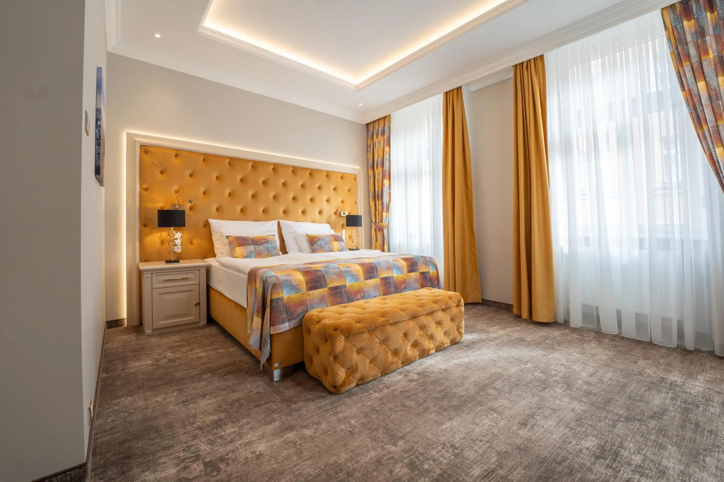 Bed in Golden Key Boutique Hotel