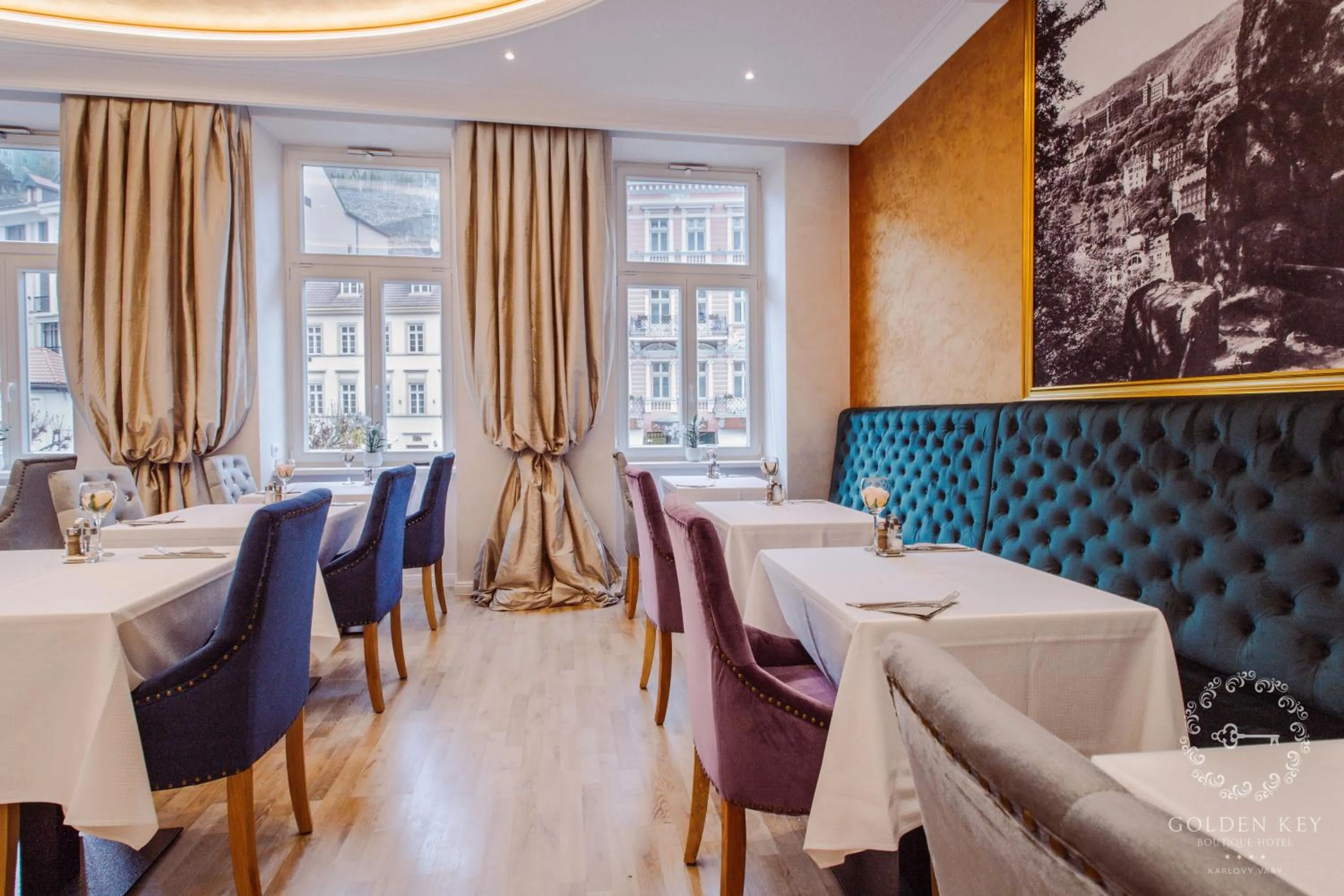 Restaurant/places to eat in Golden Key Boutique Hotel