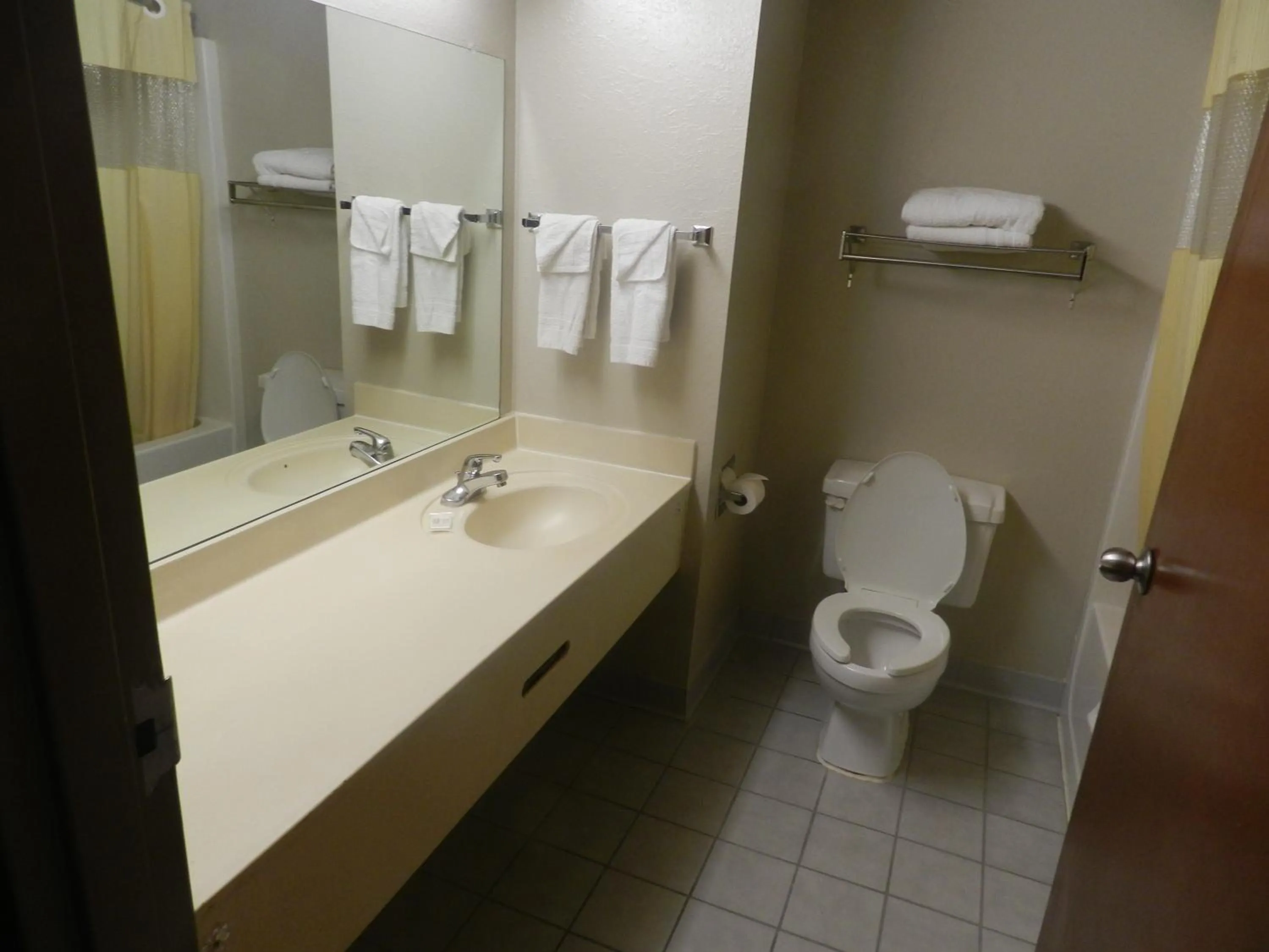 Bathroom in Haven Inn & Suites