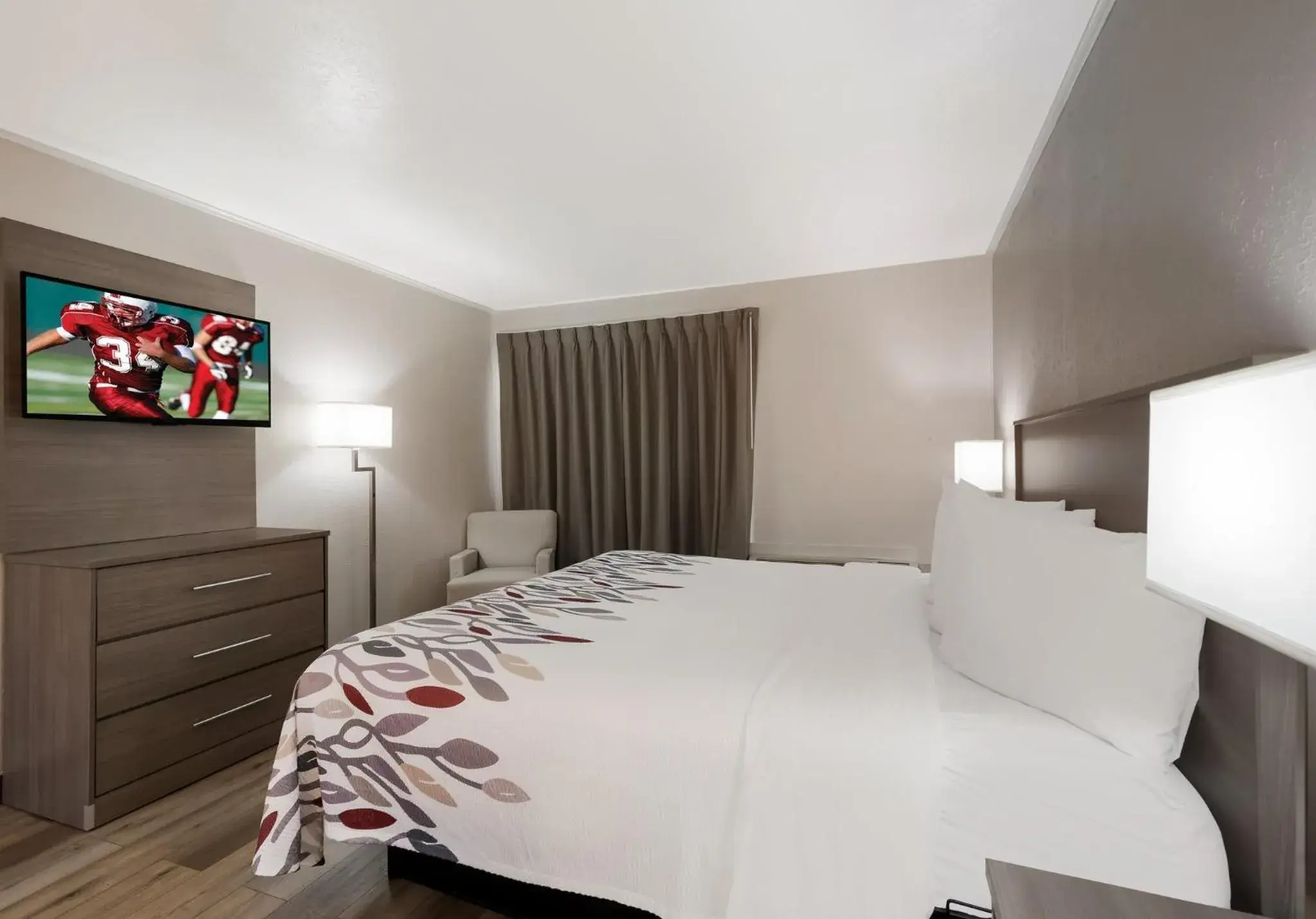 Bedroom, Bed in Red Roof Inn Madisonville Bedroom, Bed in Red Roof Inn Madisonville