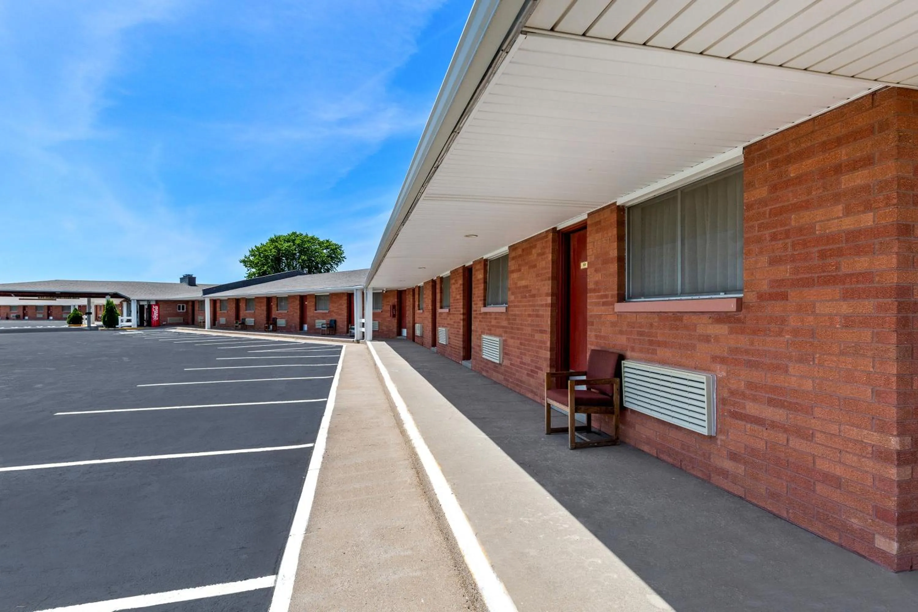 Property building in Americas Best Value Inn Belleville