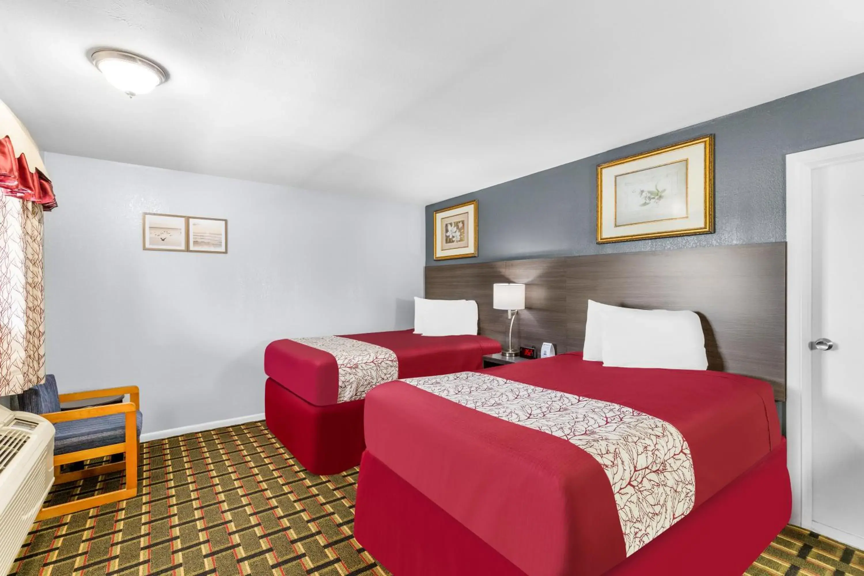 Bedroom, Bed in Americas Best Value Inn Belleville Bedroom, Bed in Americas Best Value Inn Belleville