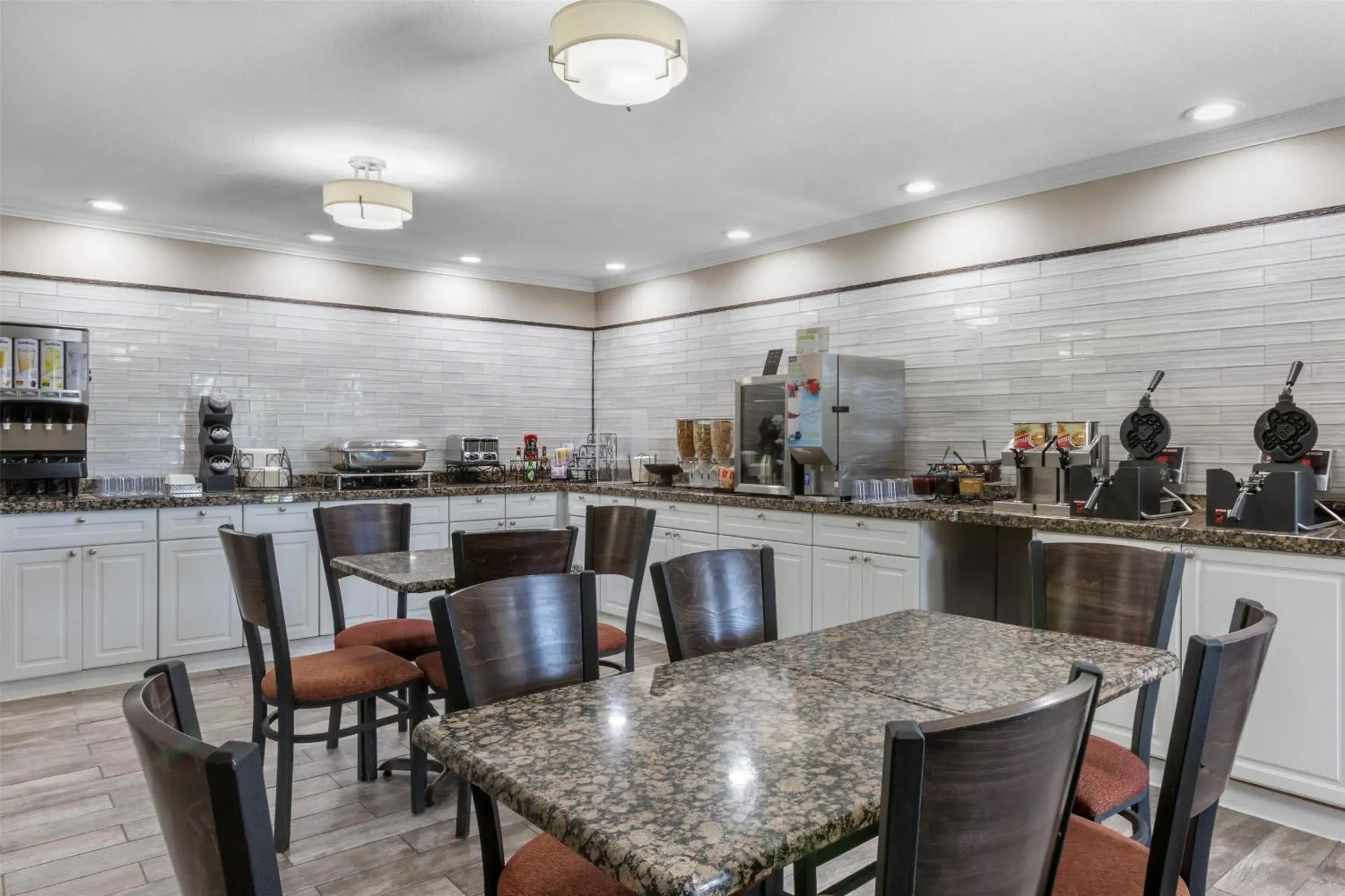 Breakfast in Best Western Brady Inn Breakfast in Best Western Brady Inn