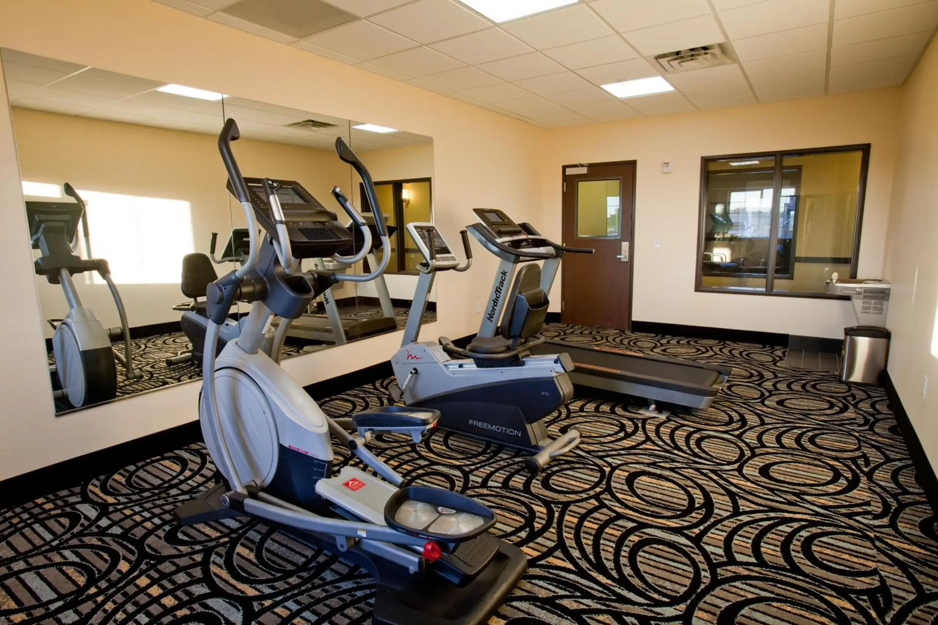 Fitness centre/facilities in Americas Best Value Inn Roosevelt/Ballard Fitness centre/facilities in Americas Best Value Inn Roosevelt/Ballard