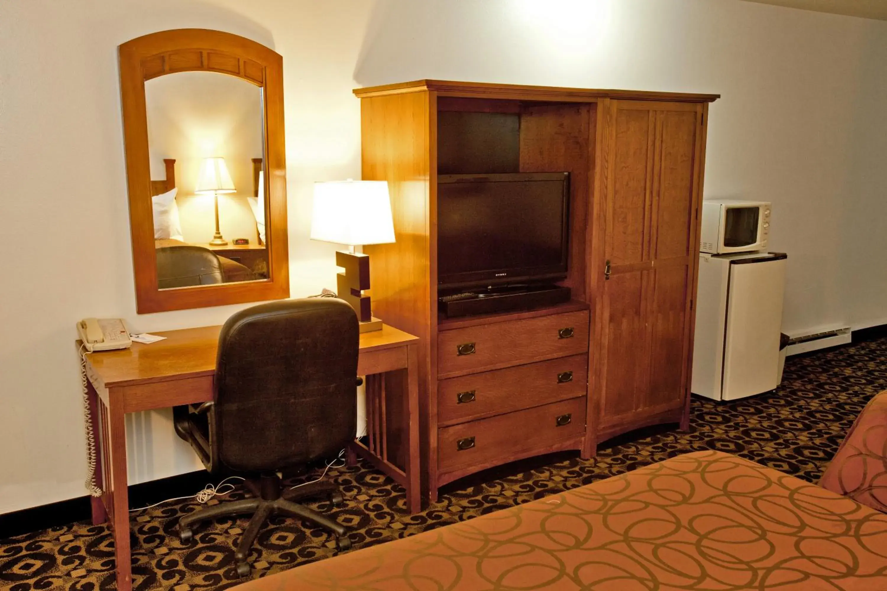 Bed in Americas Best Value Inn Roosevelt/Ballard Bed in Americas Best Value Inn Roosevelt/Ballard