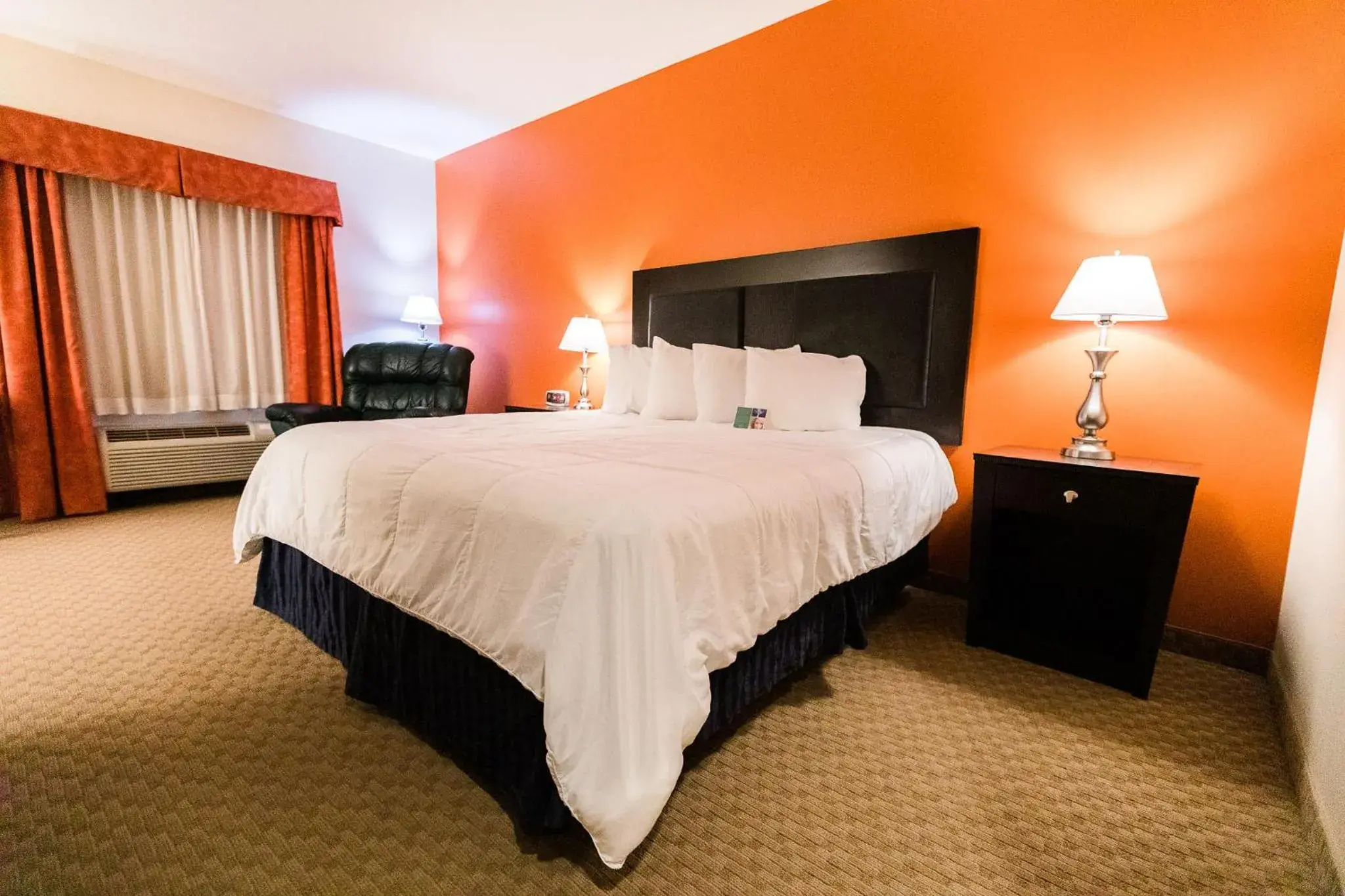 King Suite - Non-Smoking in Grand Hotel King Suite - Non-Smoking in Grand Hotel