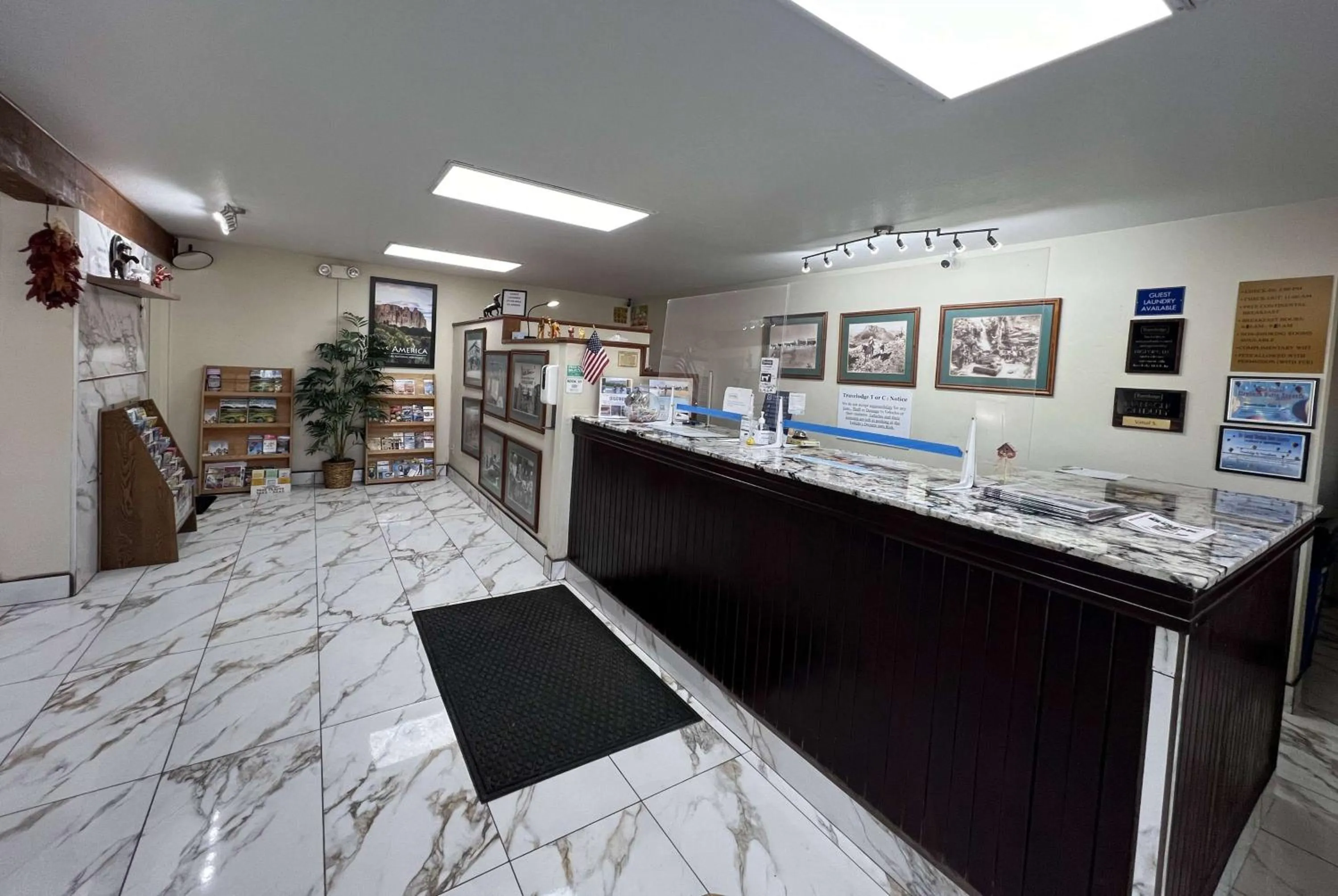 Lobby or reception in Travelodge by Wyndham Truth or Consequences