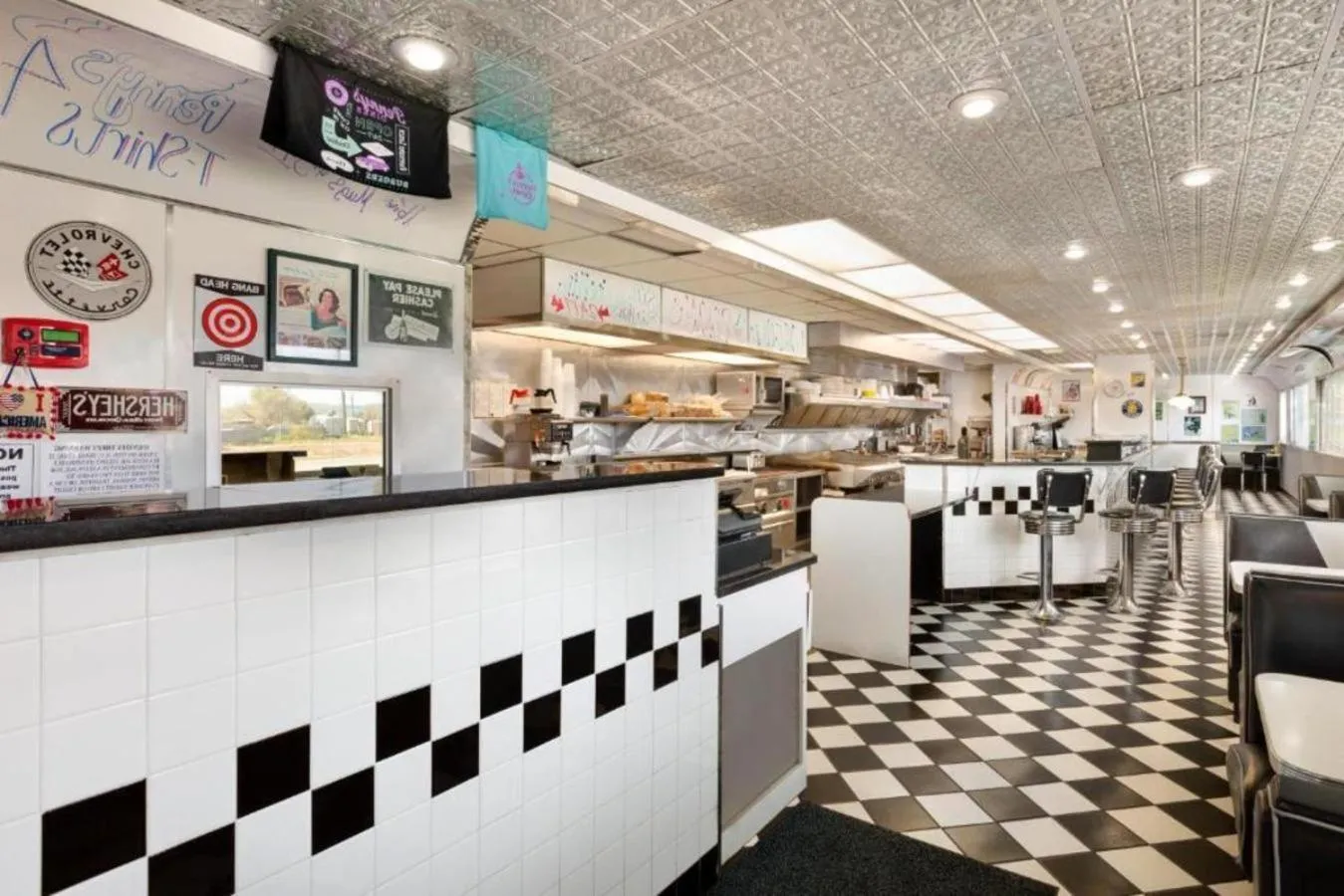 Restaurant/places to eat in Travelodge by Wyndham Alpine