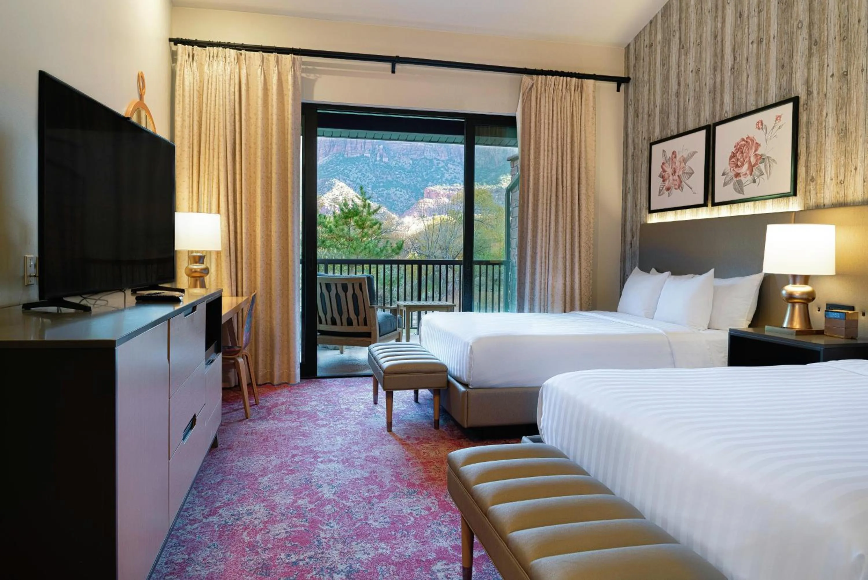 Bedroom, Bed in Cliffrose Springdale, Curio Collection By Hilton