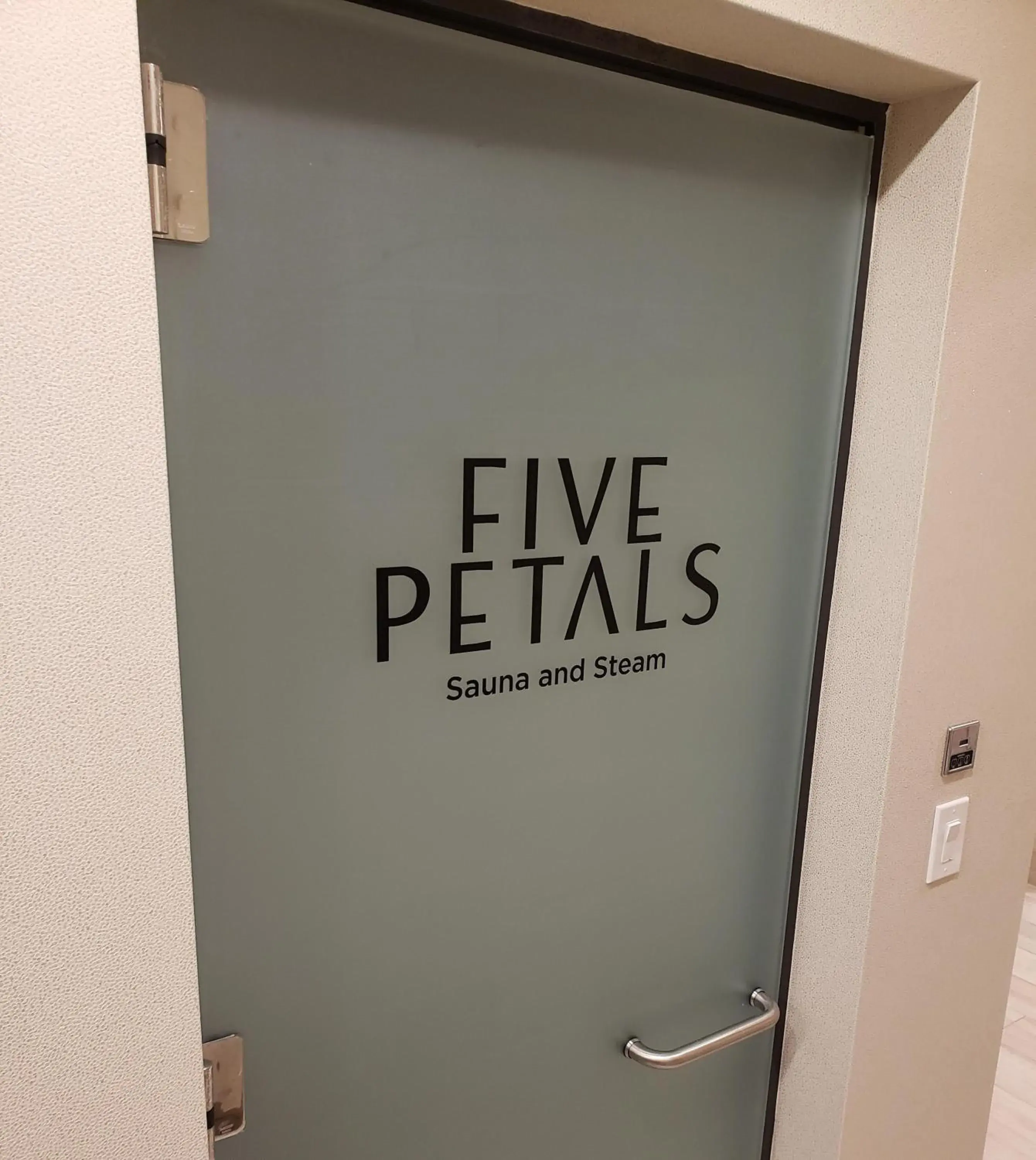 Spa and wellness centre/facilities in Cliffrose Springdale, Curio Collection By Hilton Spa and wellness centre/facilities in Cliffrose Springdale, Curio Collection By Hilton