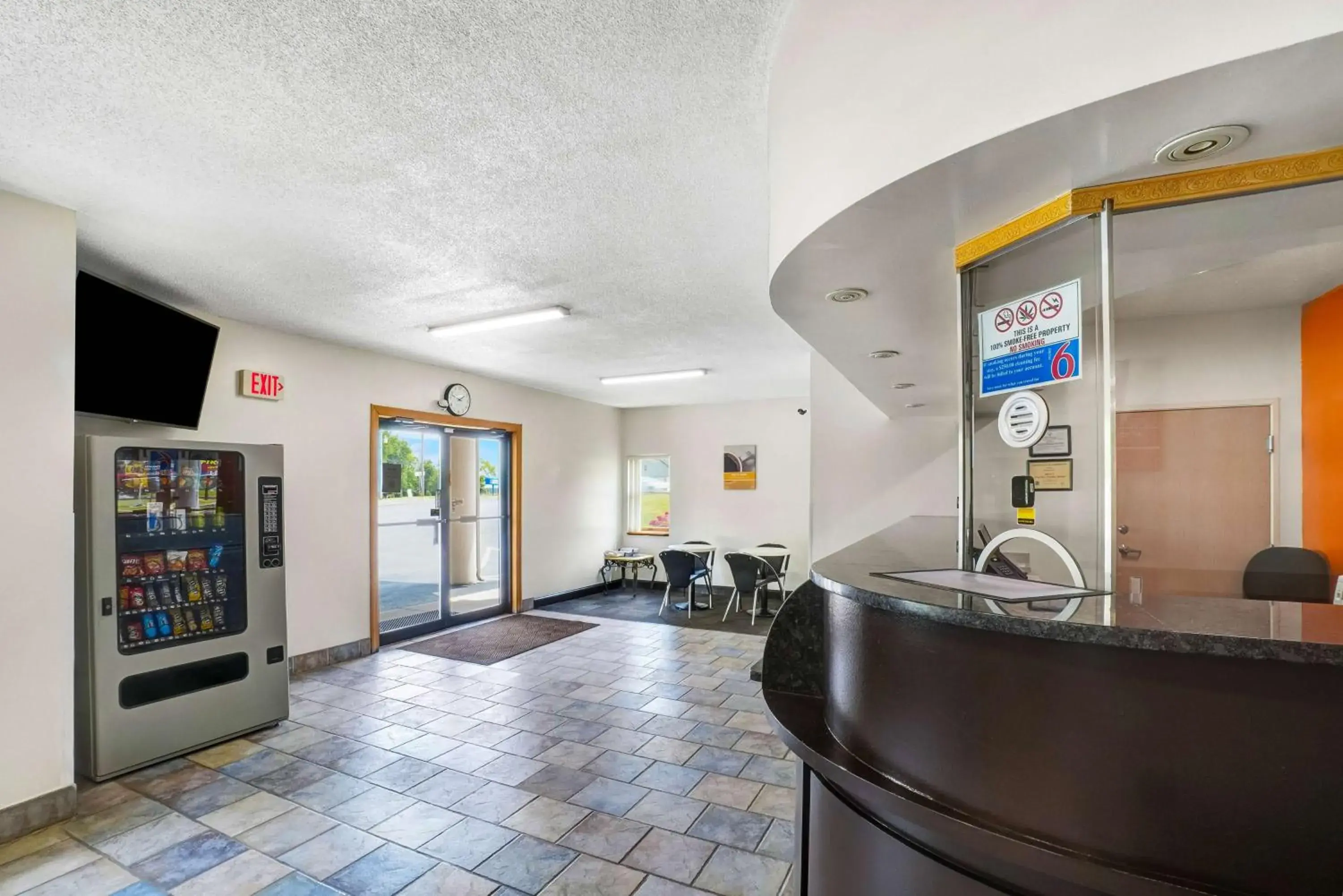 Lobby or reception in Motel 6-Gordonville, PA - Lancaster PA Lobby or reception in Motel 6-Gordonville, PA - Lancaster PA